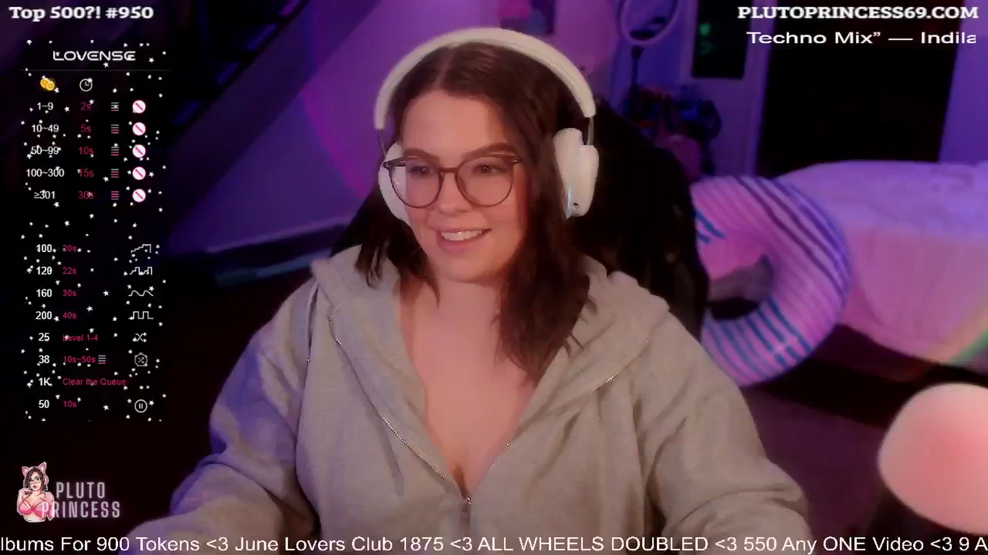 Gallery image thumbnail from PlutoPrincess's myfreecams stream on, 06/27/2024, 06:53 image 4 of 20