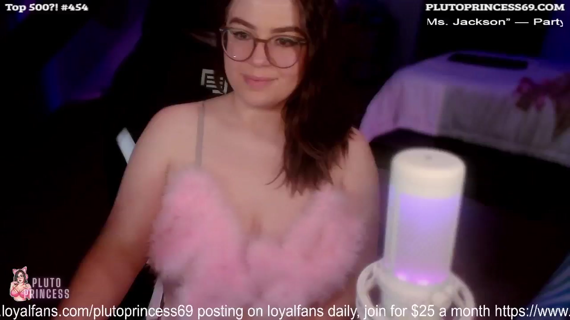 Gallery image thumbnail from PlutoPrincess's myfreecams stream on, 07/06/2024, 09:15 image 11 of 20