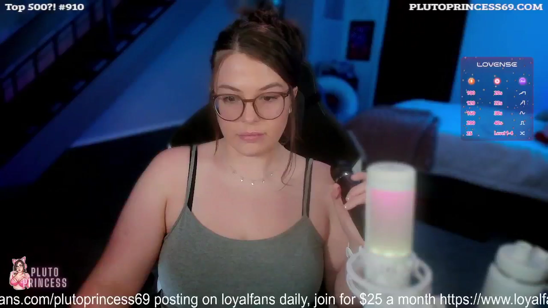 Gallery image thumbnail from PlutoPrincess's myfreecams stream on, 07/24/2024, 05:09 image 4 of 20