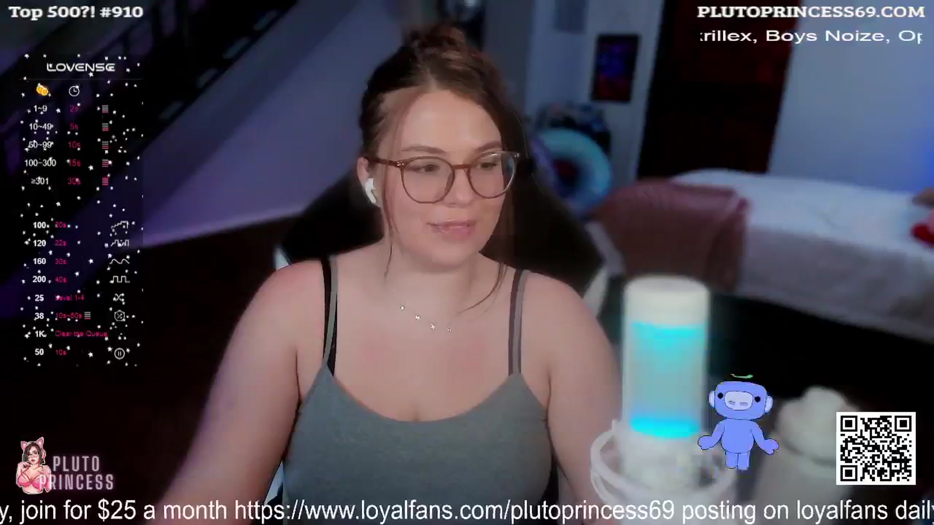 Gallery image thumbnail from PlutoPrincess's myfreecams stream on, 07/24/2024, 05:09 image 11 of 20