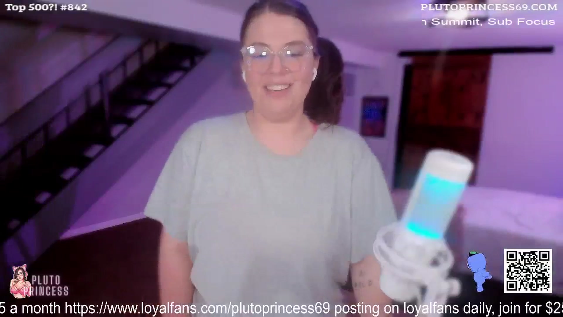 Gallery image thumbnail from PlutoPrincess's myfreecams stream on, 07/25/2024, 05:14 image 16 of 20
