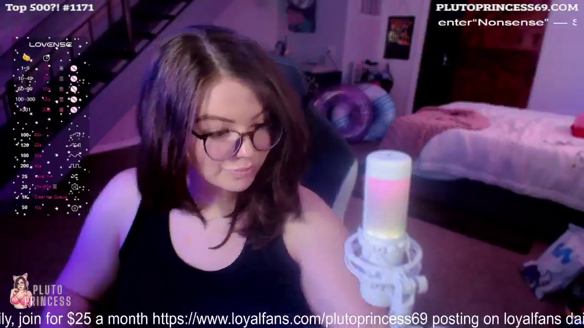 Gallery image thumbnail from PlutoPrincess's myfreecams stream on, 08/08/2024, 05:31 image 10 of 20