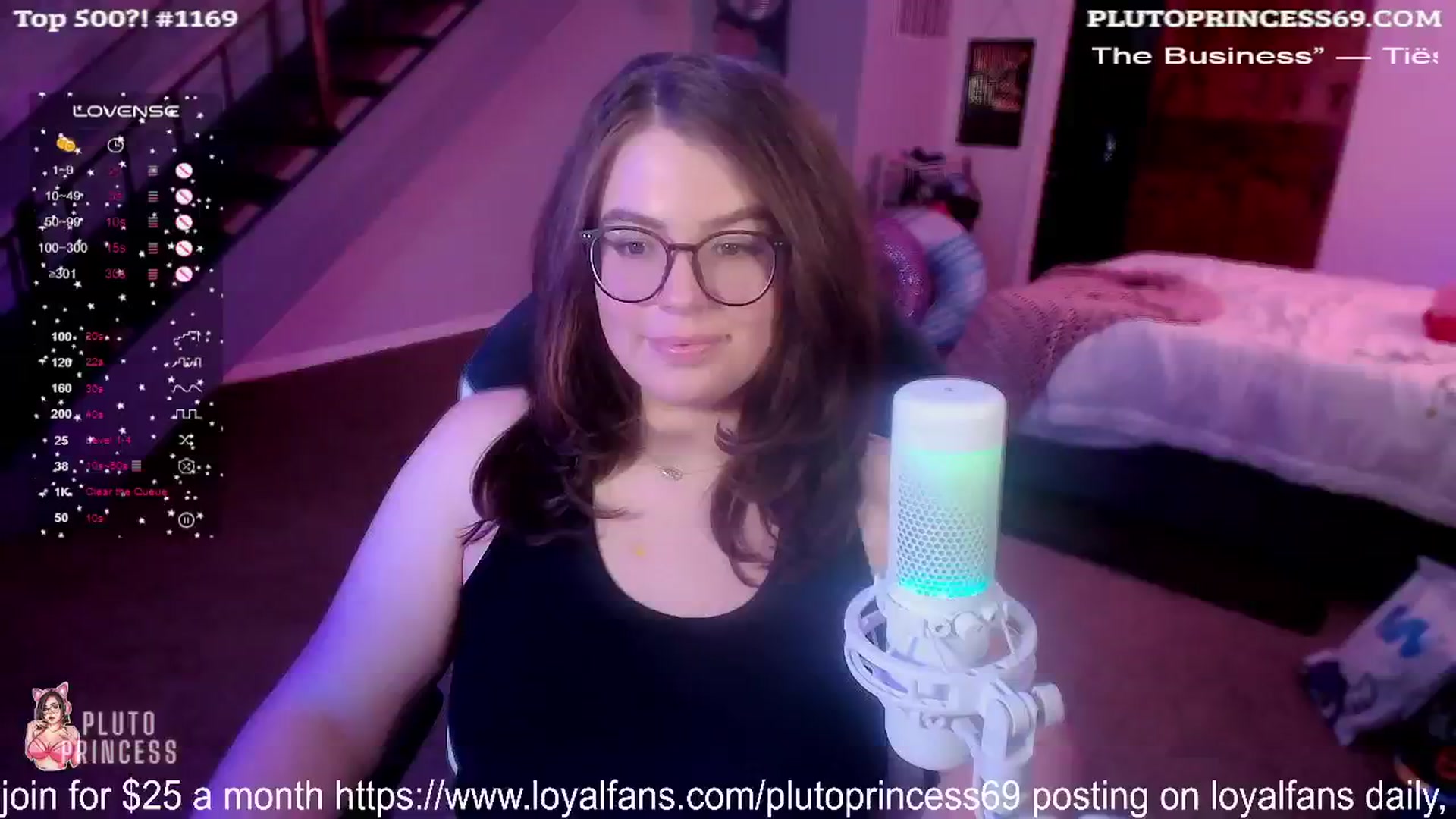 Gallery image thumbnail from PlutoPrincess's myfreecams stream on, 08/08/2024, 05:31 image 1 of 20