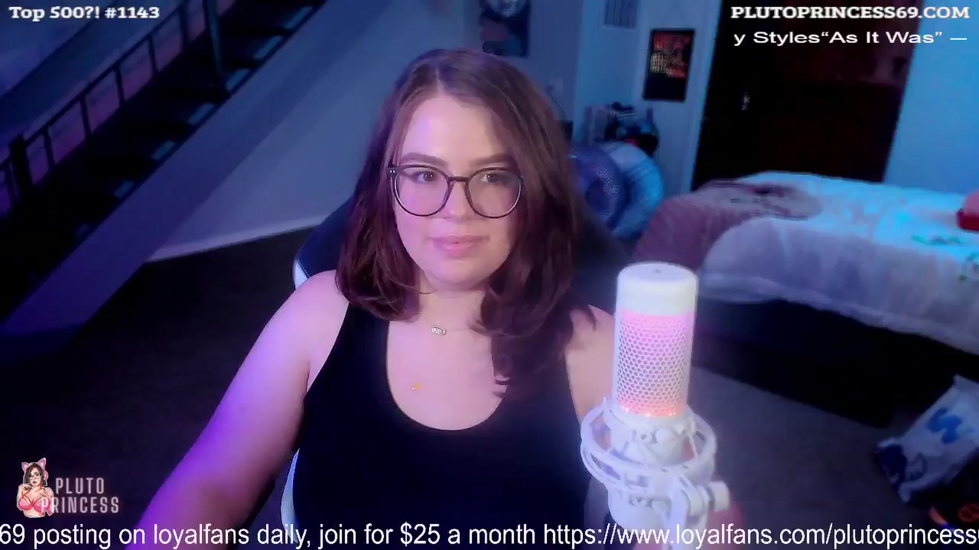Gallery image thumbnail from PlutoPrincess's myfreecams stream on, 08/08/2024, 06:21 image 4 of 20