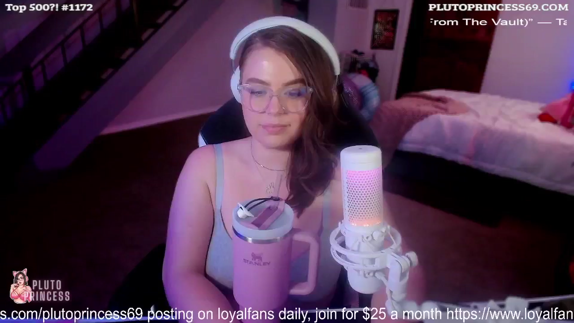 Gallery image thumbnail from PlutoPrincess's myfreecams stream on, 08/10/2024, 06:58 image 10 of 20