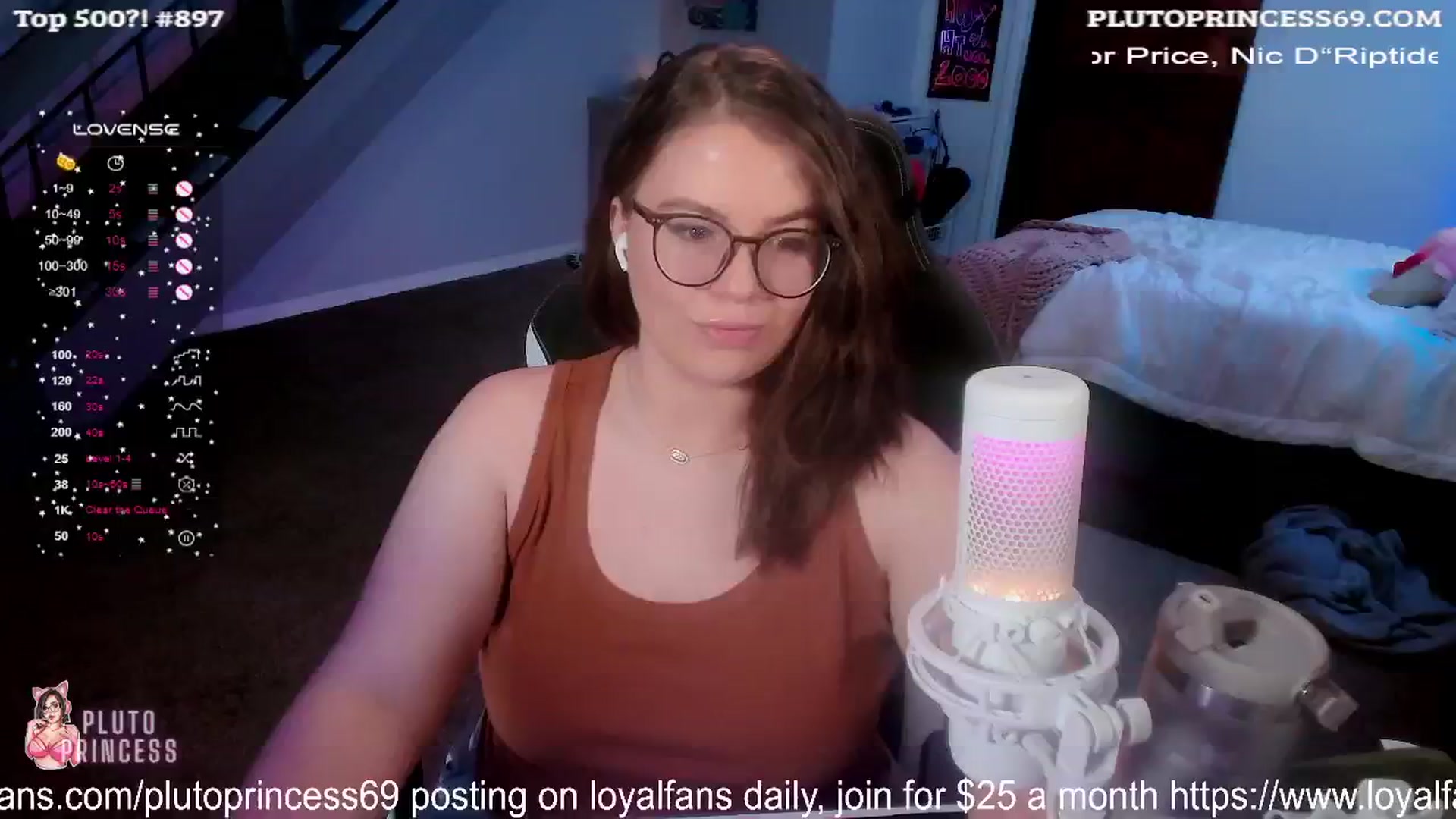 Gallery image thumbnail from PlutoPrincess's myfreecams stream on, 08/16/2024, 05:15 image 12 of 20