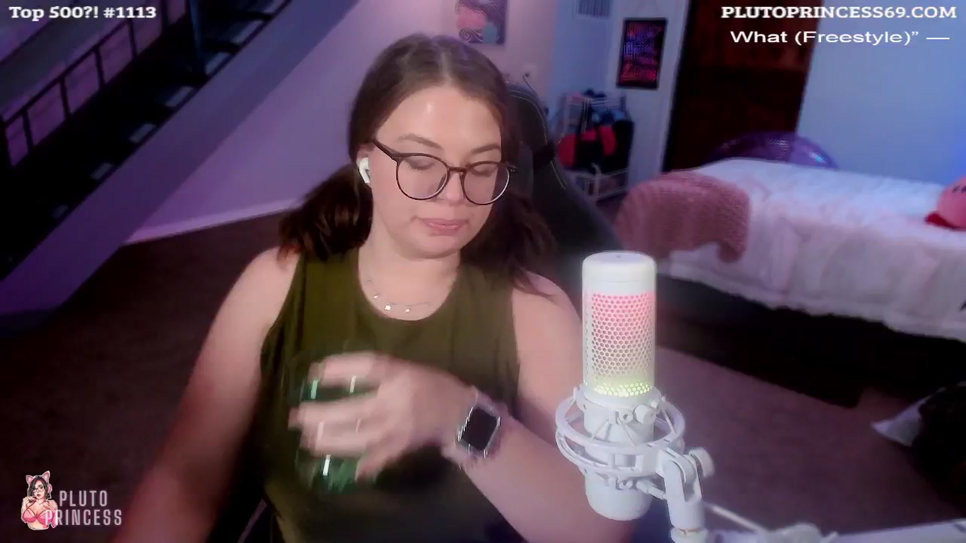 Gallery image thumbnail from PlutoPrincess's myfreecams stream on, 08/21/2024, 05:05 image 10 of 20
