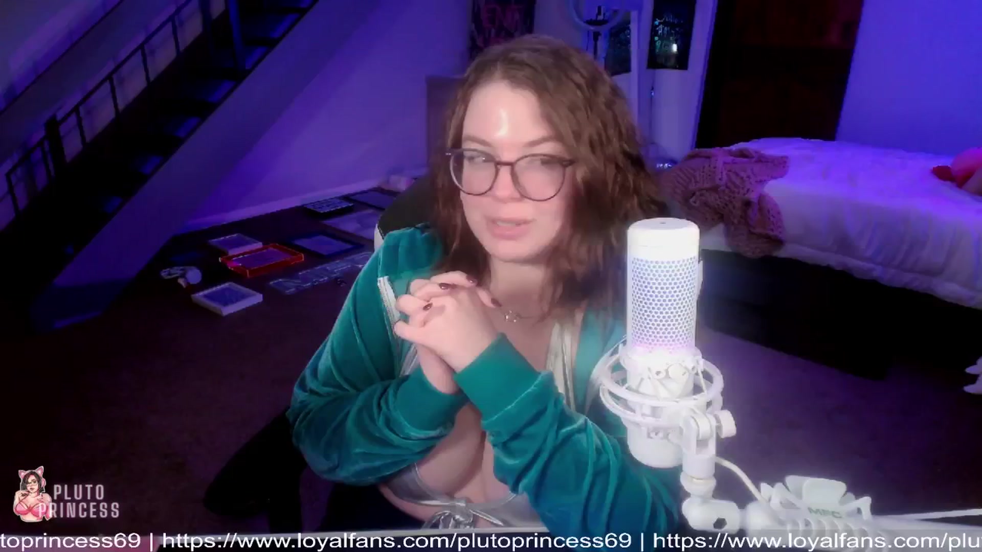 Gallery image thumbnail from PlutoPrincess's myfreecams stream on, 09/27/2024, 07:07 image 9 of 20