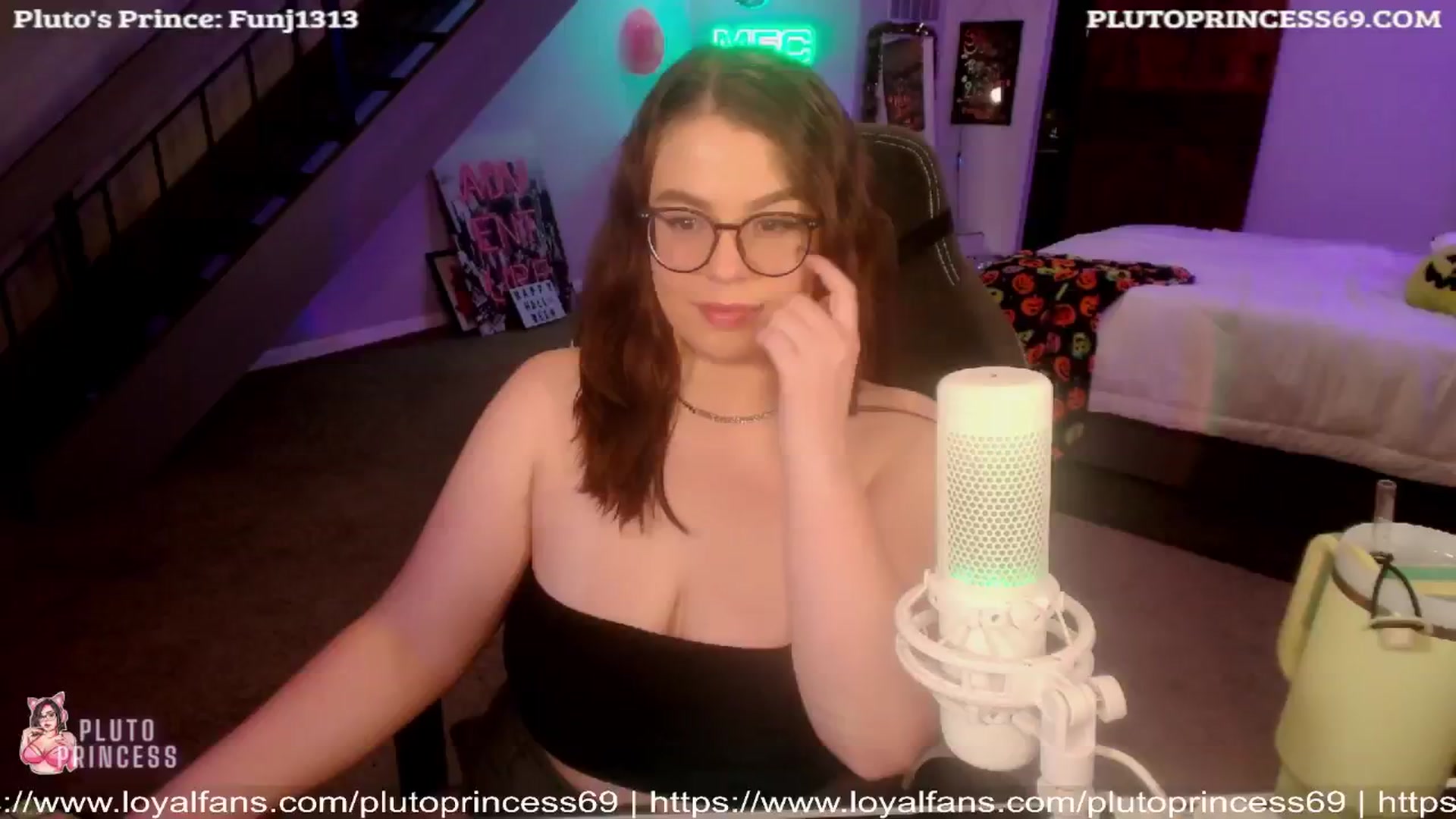 Gallery image thumbnail from PlutoPrincess's myfreecams stream on, 10/01/2024, 05:00 image 11 of 20