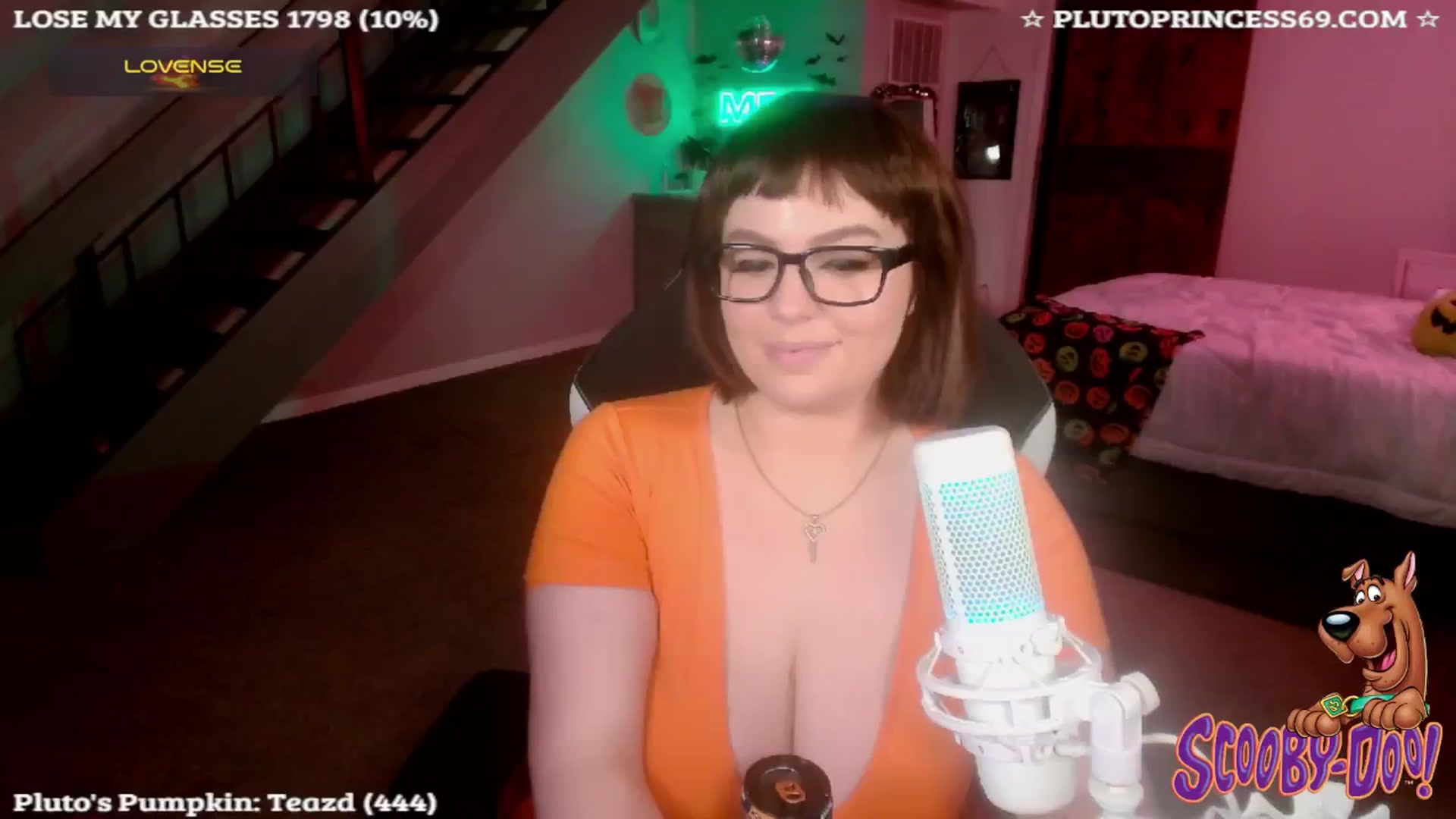 Gallery image thumbnail from PlutoPrincess's myfreecams stream on, 10/06/2024, 07:30 image 16 of 20