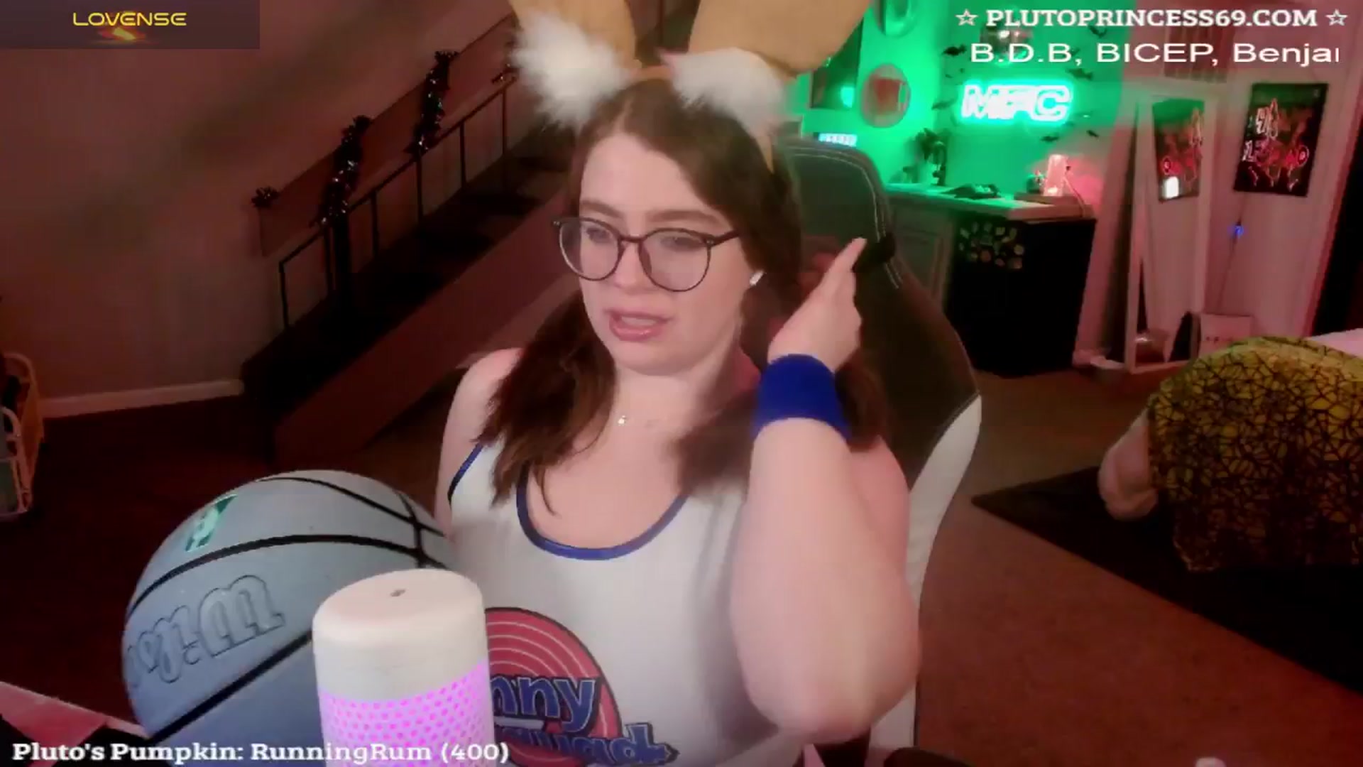 Gallery image thumbnail from PlutoPrincess's myfreecams stream on, 10/15/2024, 07:19 image 4 of 20