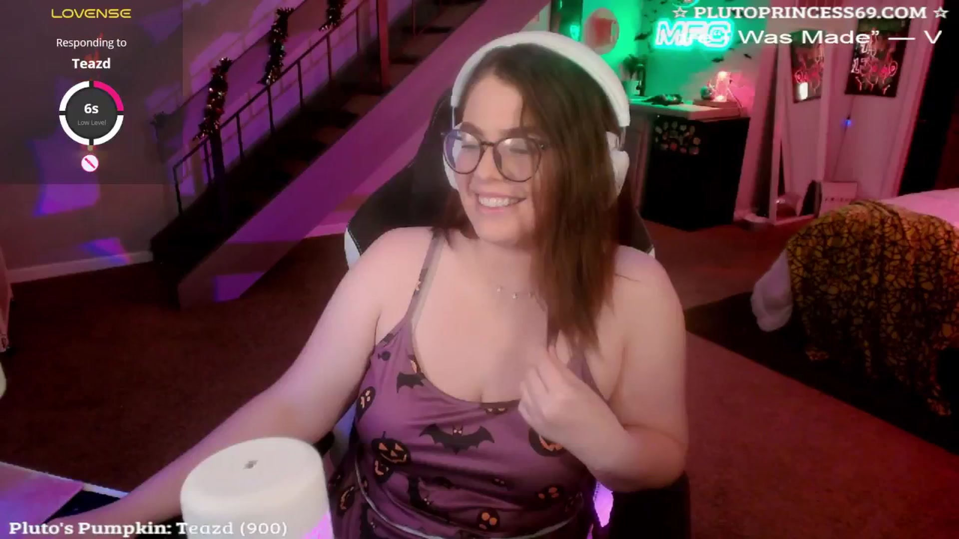 Gallery image thumbnail from PlutoPrincess's myfreecams stream on, 10/18/2024, 06:13 image 9 of 20