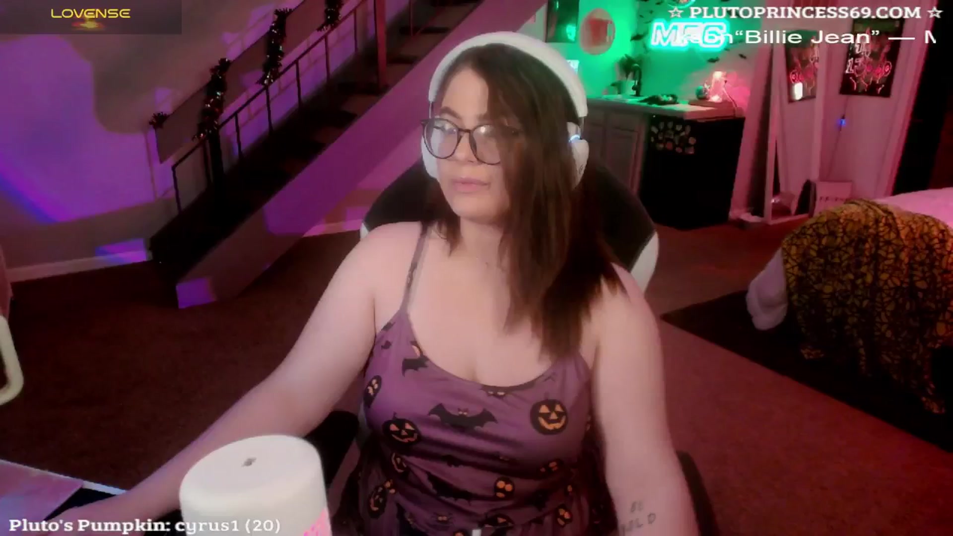 Gallery image thumbnail from PlutoPrincess's myfreecams stream on, 10/18/2024, 06:13 image 4 of 20