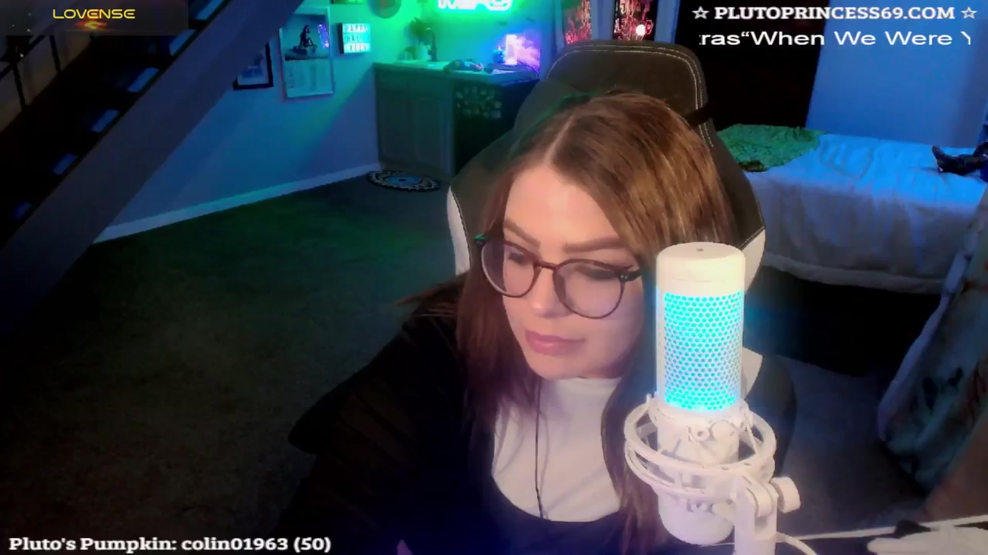 Gallery image thumbnail from PlutoPrincess's myfreecams stream on, 10/29/2024, 08:16 image 9 of 20