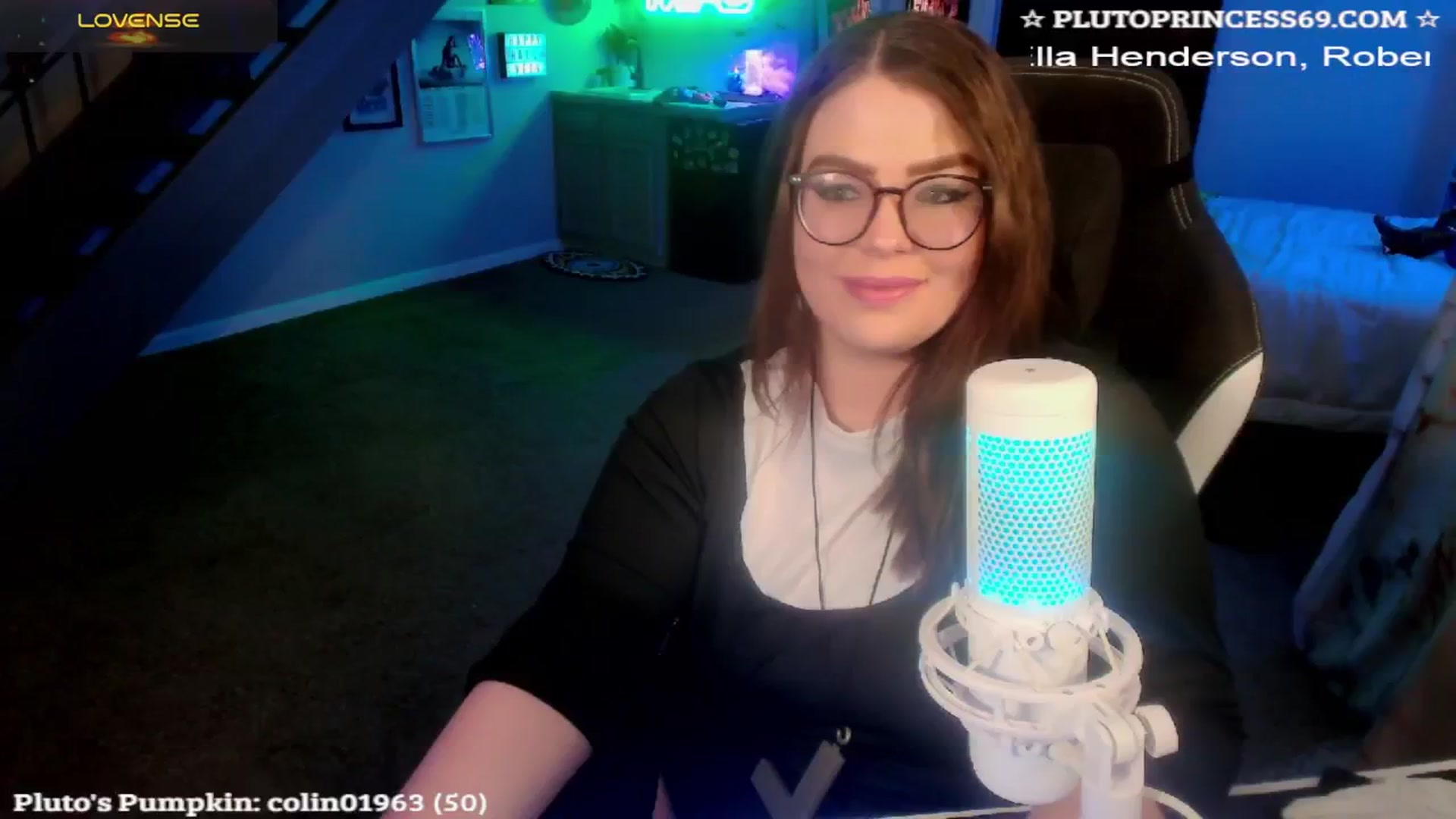 Gallery image thumbnail from PlutoPrincess's myfreecams stream on, 10/29/2024, 08:16 image 10 of 20