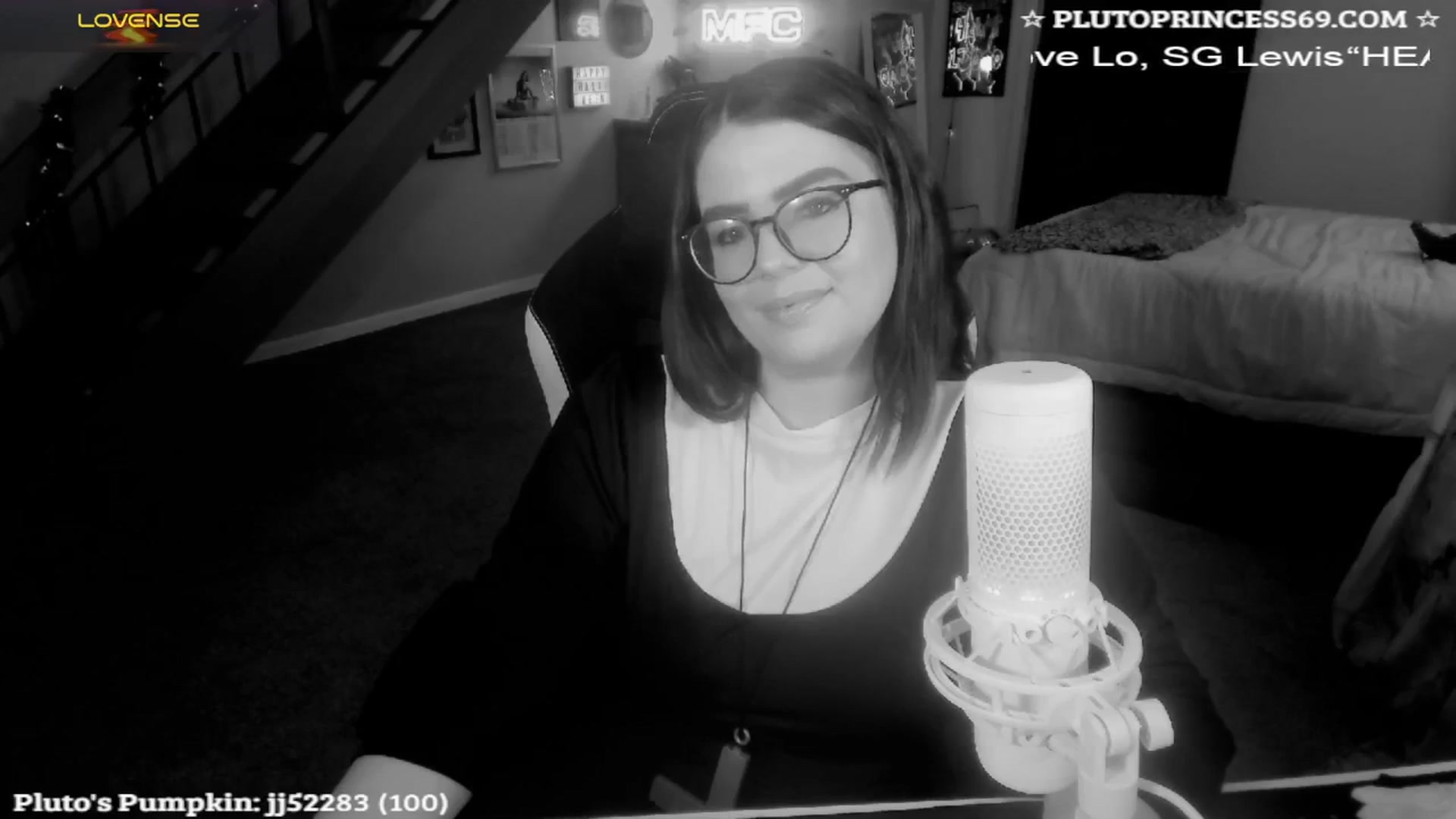 Gallery image thumbnail from PlutoPrincess's myfreecams stream on, 10/29/2024, 08:16 image 20 of 20