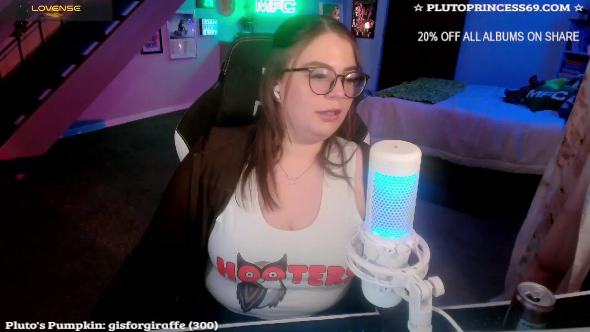 Gallery image thumbnail from PlutoPrincess's myfreecams stream on, 10/31/2024, 06:11 image 9 of 20
