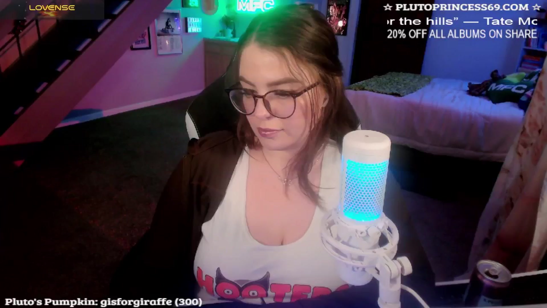 Gallery image thumbnail from PlutoPrincess's myfreecams stream on, 10/31/2024, 06:11 image 16 of 20