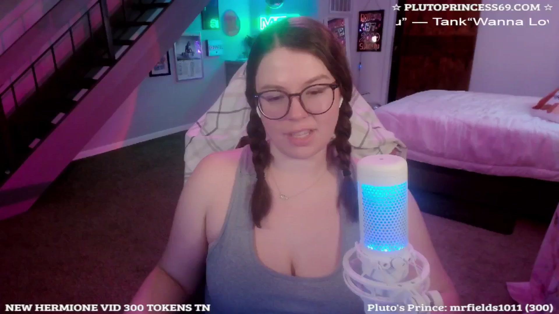 Gallery image thumbnail from PlutoPrincess's myfreecams stream on, 11/06/2024, 06:16 image 10 of 20