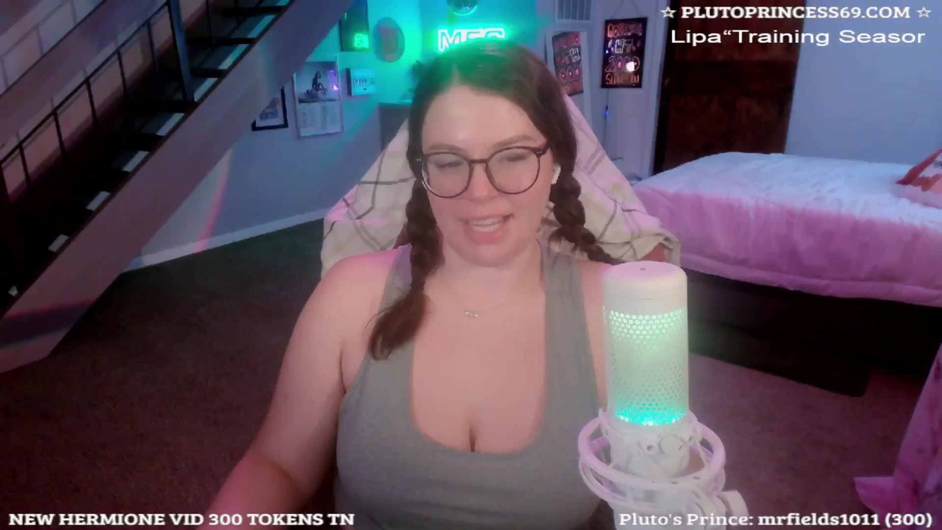 Gallery image thumbnail from PlutoPrincess's myfreecams stream on, 11/06/2024, 06:16 image 5 of 20