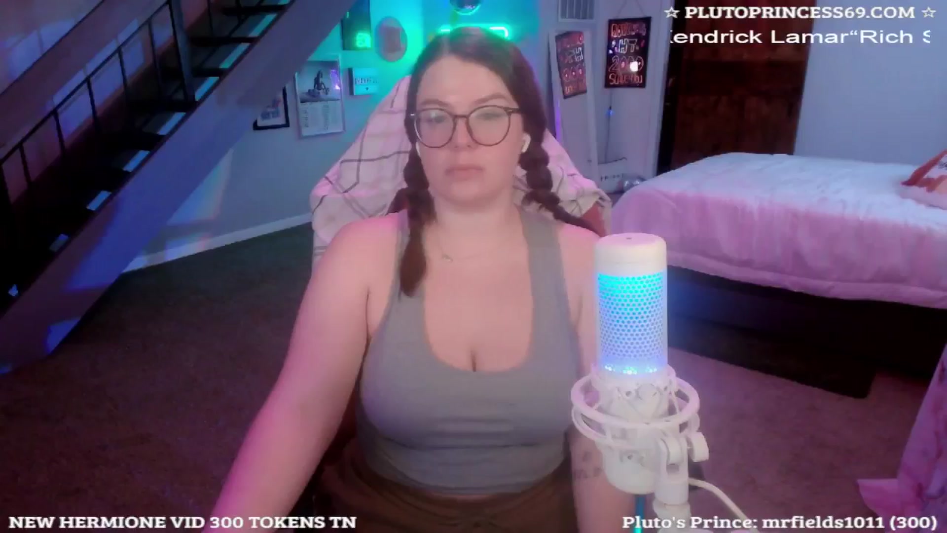 Gallery image thumbnail from PlutoPrincess's myfreecams stream on, 11/06/2024, 06:16 image 13 of 20