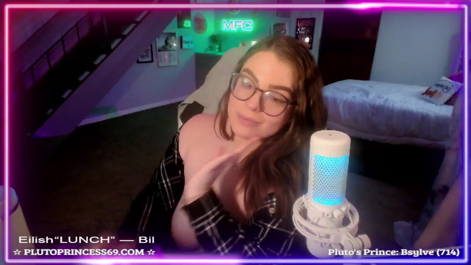 Gallery image thumbnail from PlutoPrincess's myfreecams stream on, 11/09/2024, 08:20 image 19 of 20