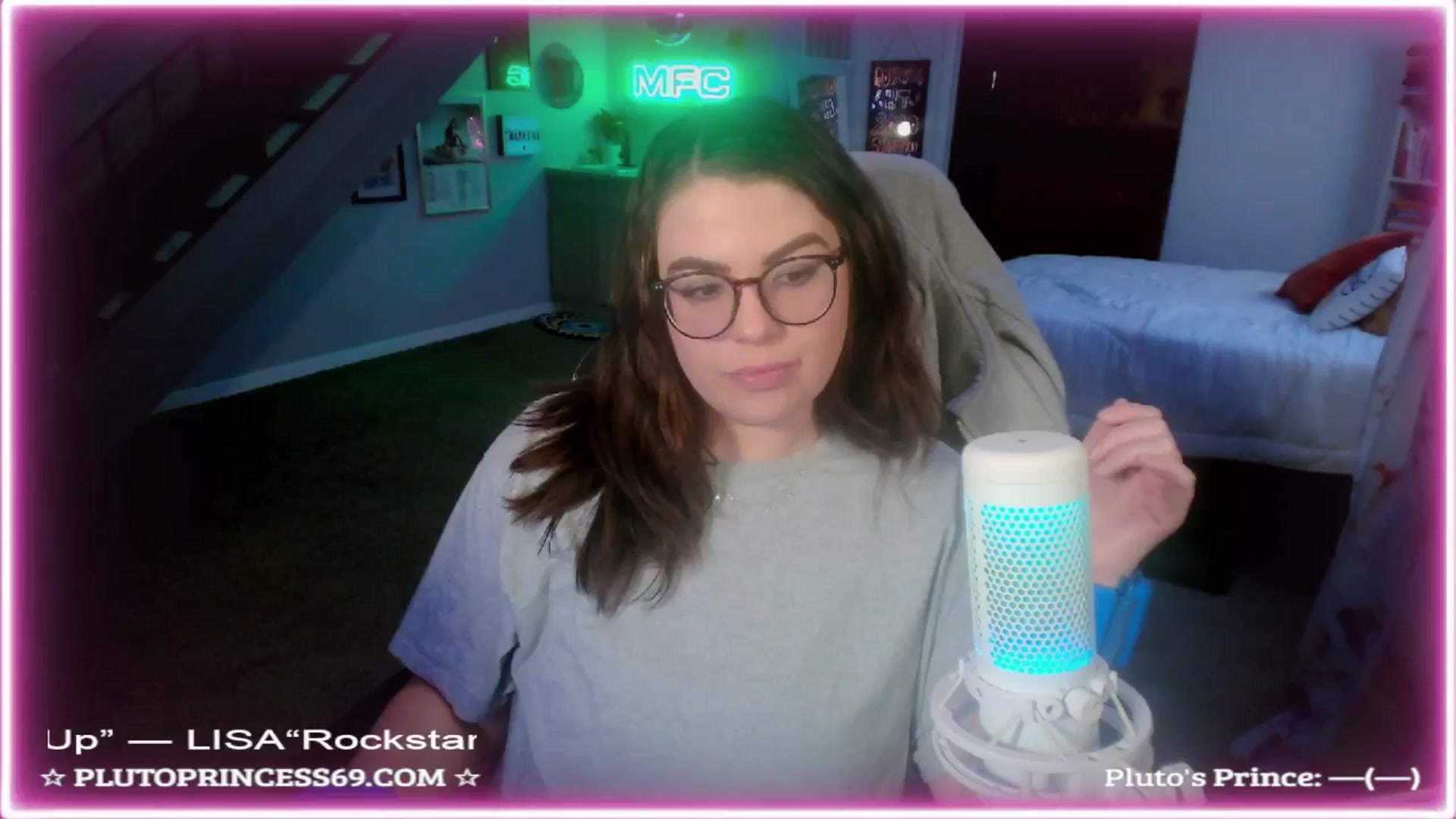 Gallery image thumbnail from PlutoPrincess's myfreecams stream on, 11/15/2024, 08:21 image 2 of 20
