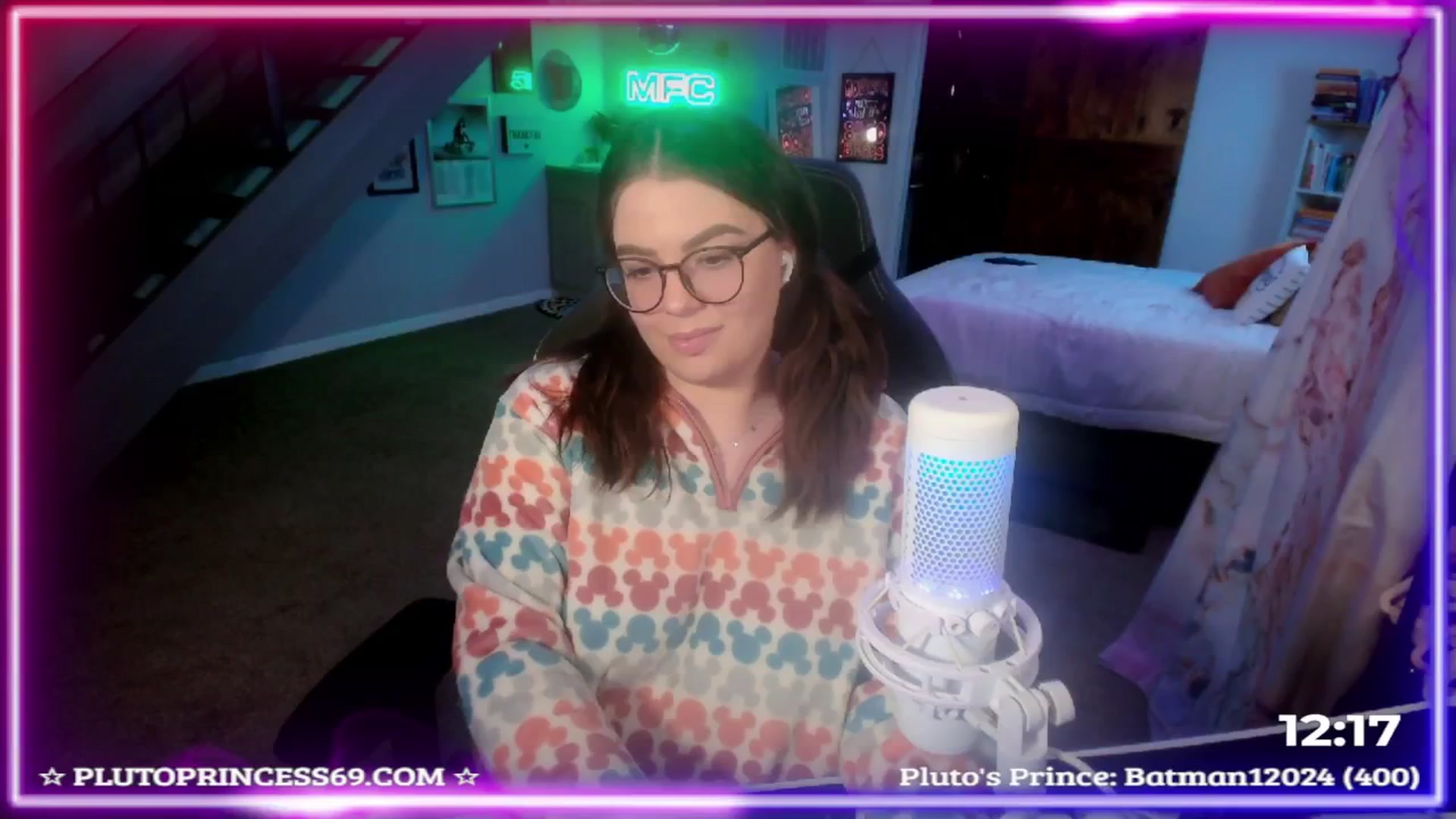 Gallery image thumbnail from PlutoPrincess's myfreecams stream on, 11/17/2024, 01:32 image 16 of 20