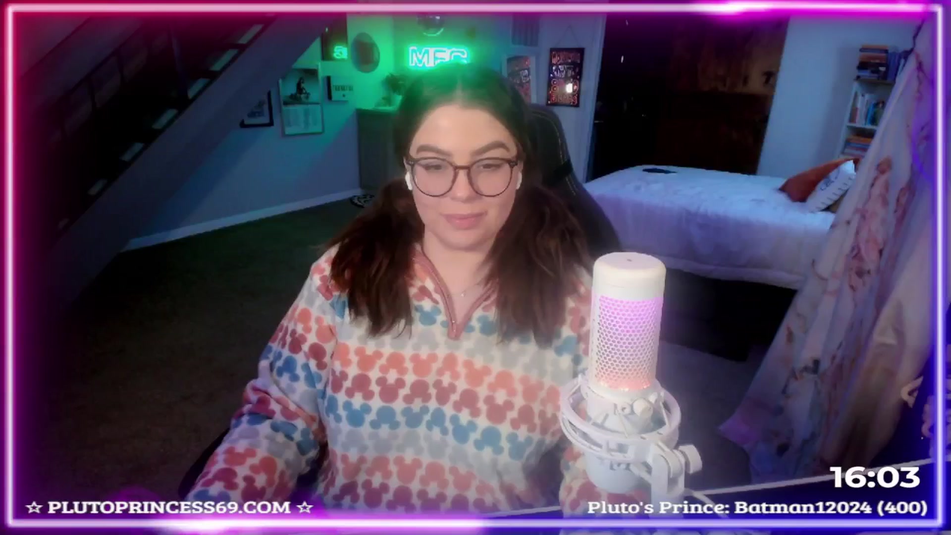 Gallery image thumbnail from PlutoPrincess's myfreecams stream on, 11/17/2024, 01:32 image 14 of 20