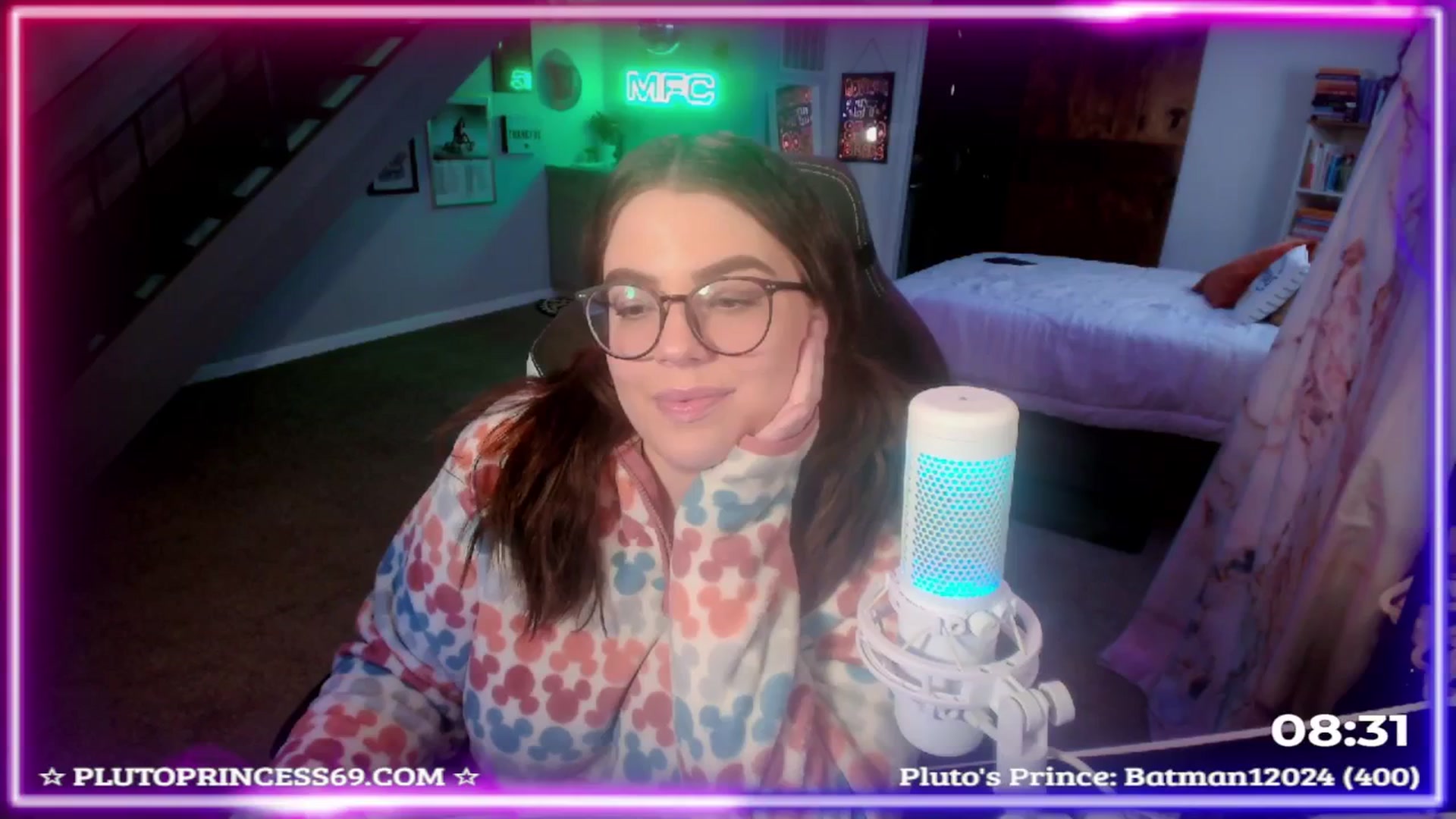 Gallery image thumbnail from PlutoPrincess's myfreecams stream on, 11/17/2024, 01:32 image 18 of 20