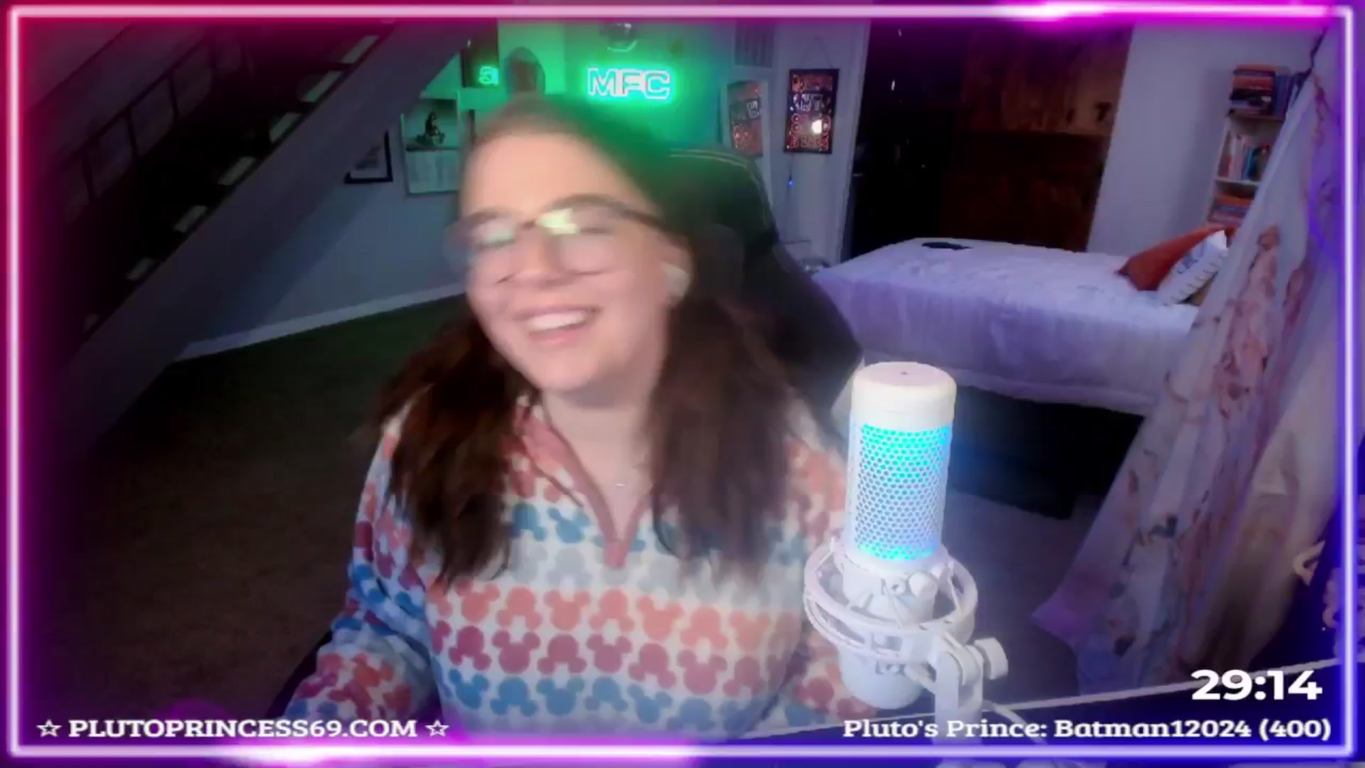Gallery image thumbnail from PlutoPrincess's myfreecams stream on, 11/17/2024, 01:32 image 7 of 20