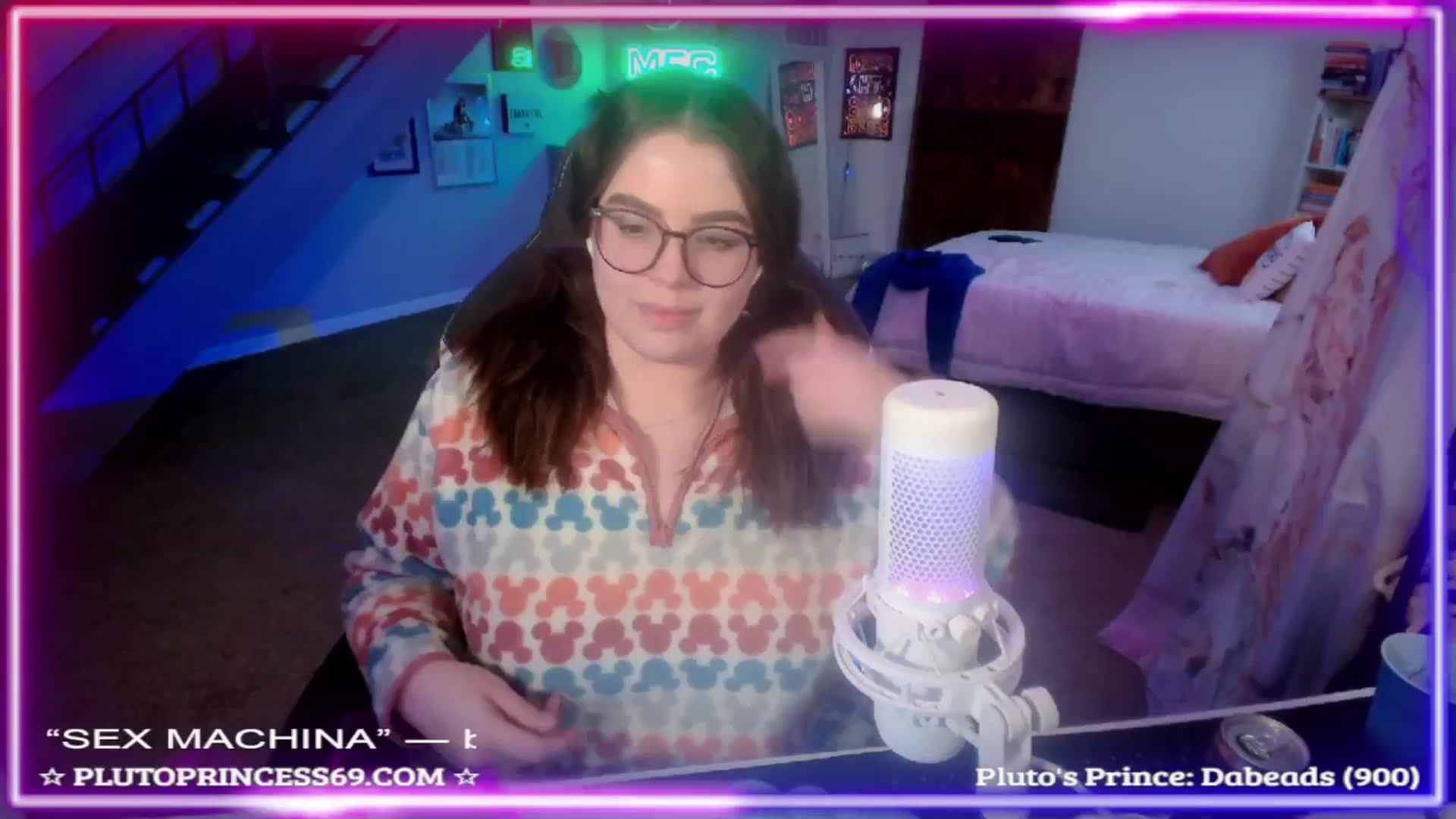Gallery image thumbnail from PlutoPrincess's myfreecams stream on, 11/17/2024, 11:53 image 10 of 20