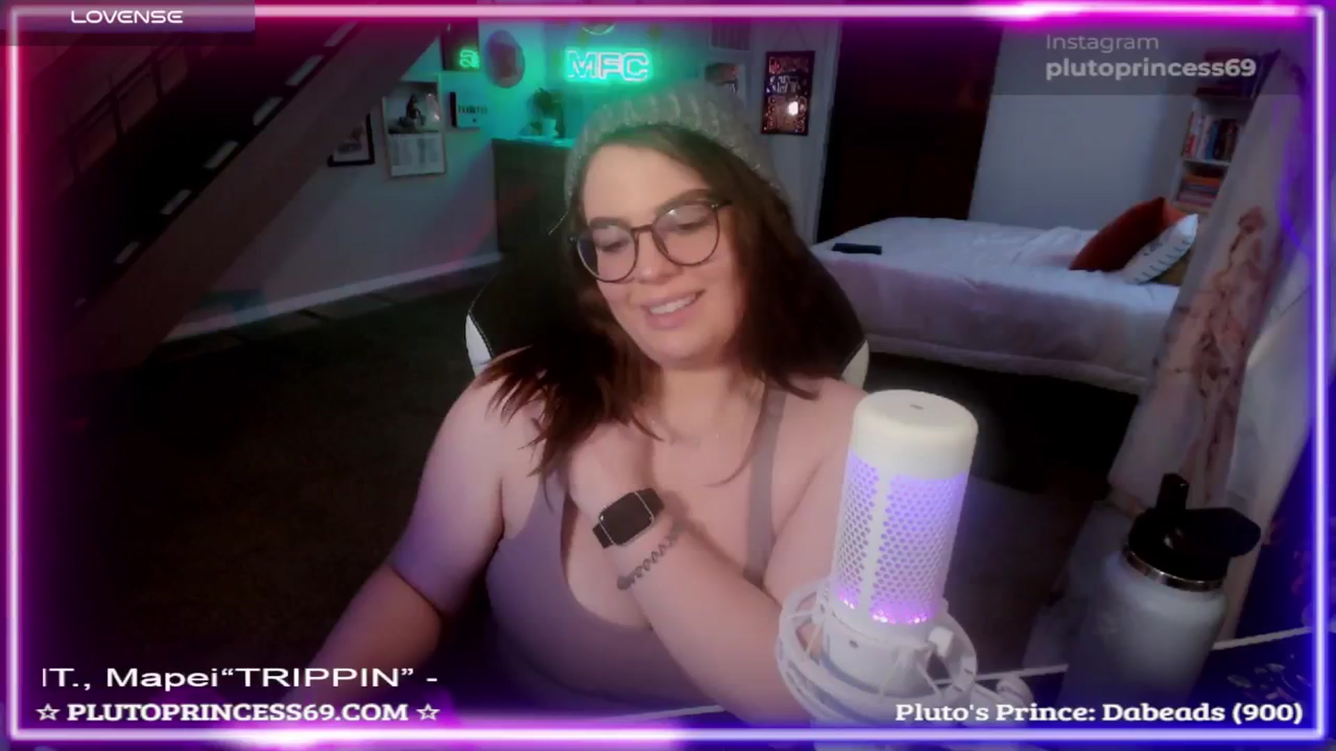 Gallery image thumbnail from PlutoPrincess's myfreecams stream on, 11/20/2024, 07:23 image 8 of 20
