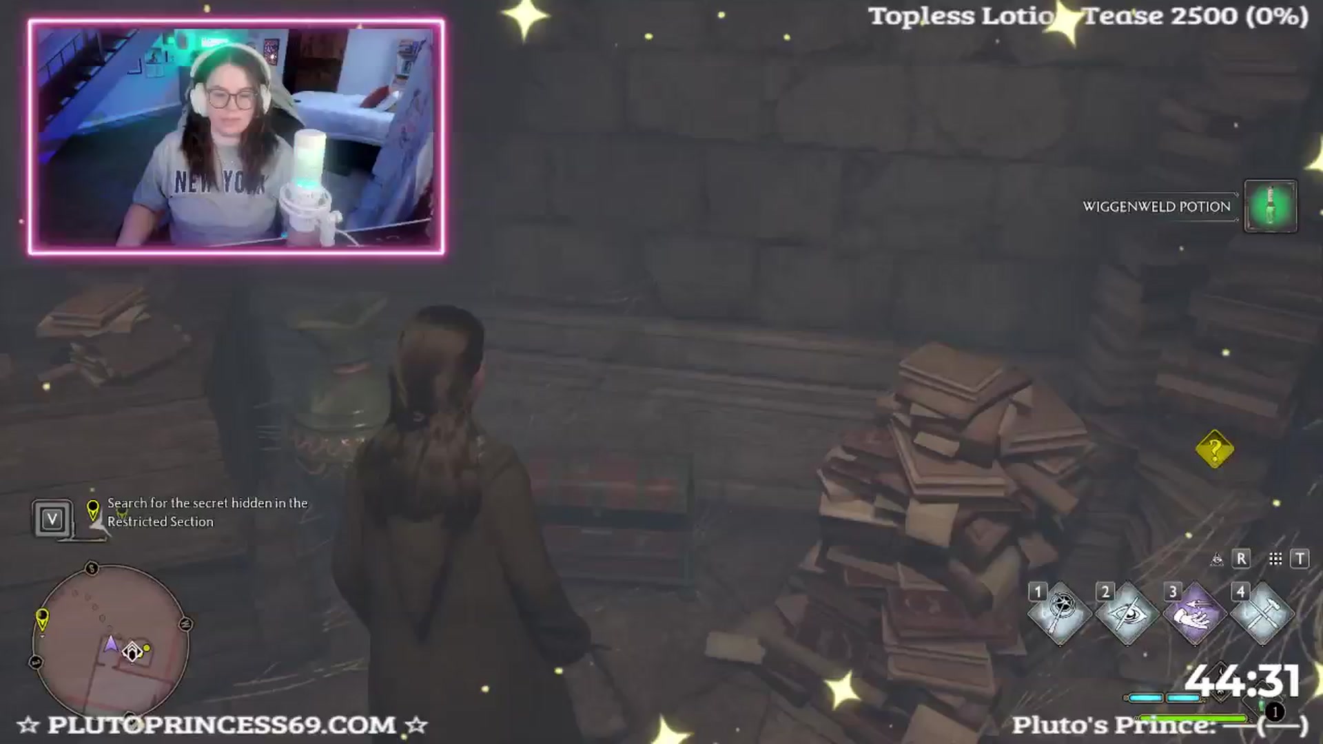 Gallery image thumbnail from PlutoPrincess's myfreecams stream on, 11/21/2024, 08:10 image 11 of 20