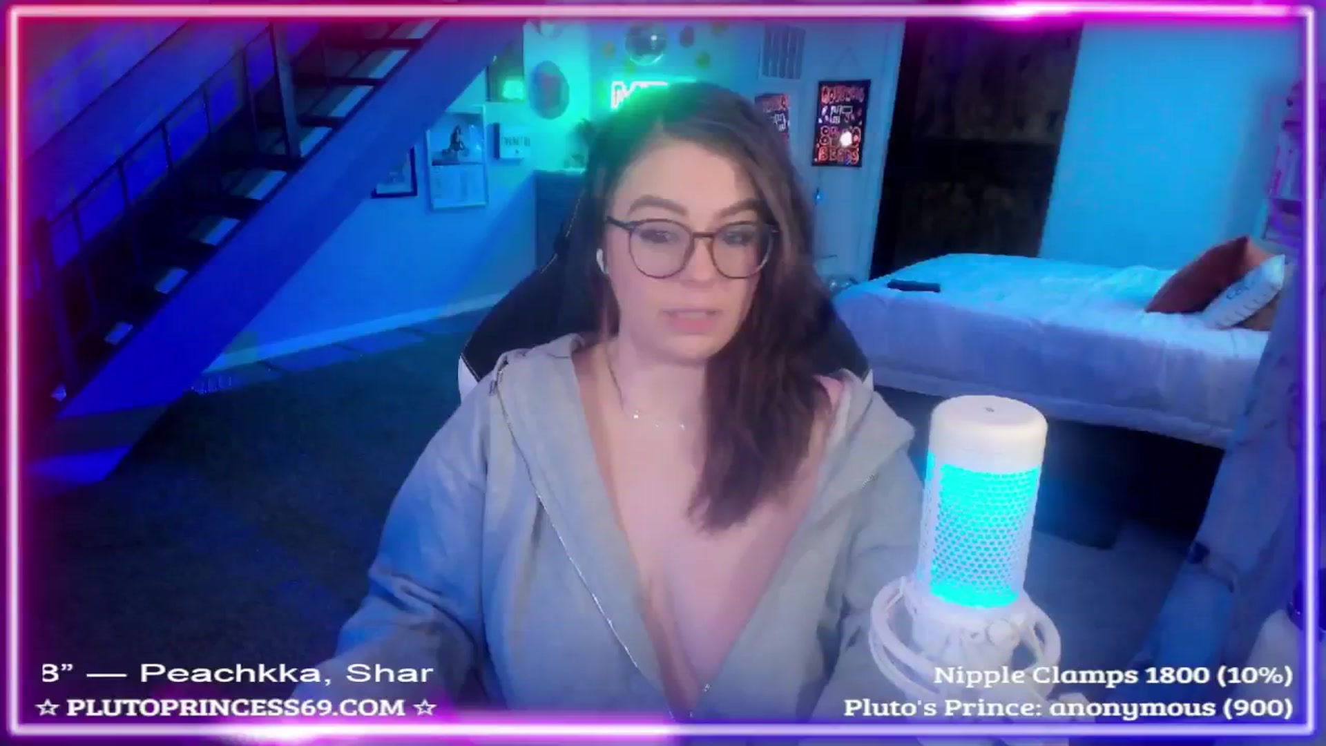 Gallery image thumbnail from PlutoPrincess's myfreecams stream on, 11/22/2024, 07:19 image 4 of 20