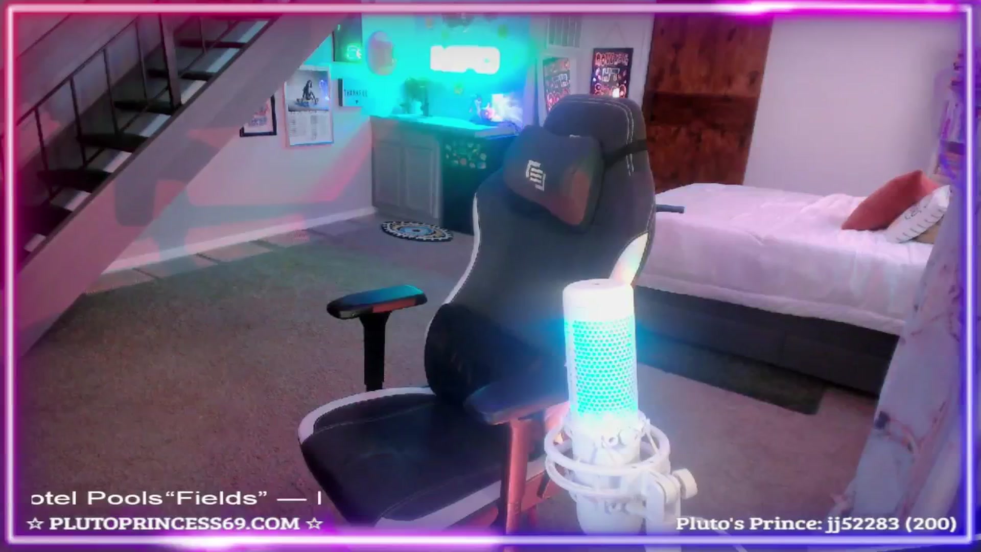 Gallery image thumbnail from PlutoPrincess's myfreecams stream on, 11/23/2024, 09:23 image 17 of 20