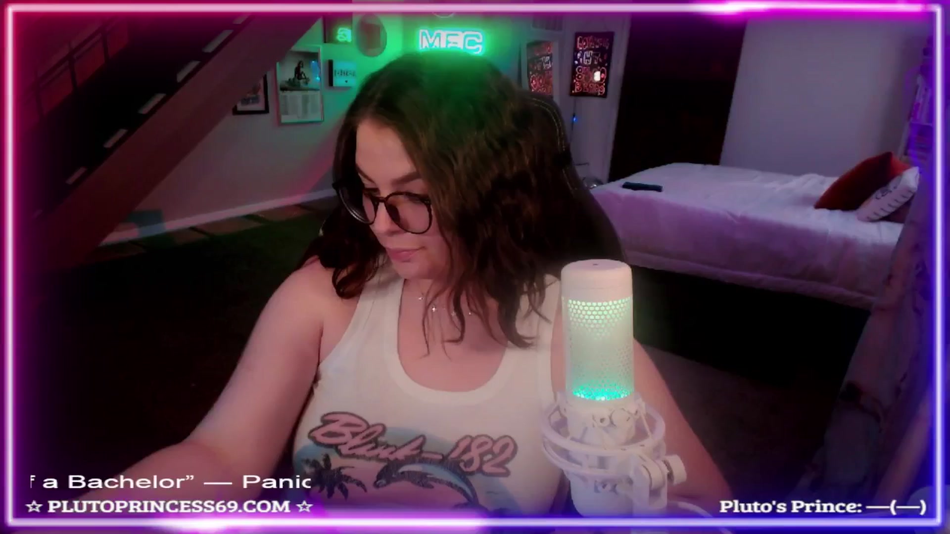 Gallery image thumbnail from PlutoPrincess's myfreecams stream on, 11/24/2024, 07:16 image 4 of 20