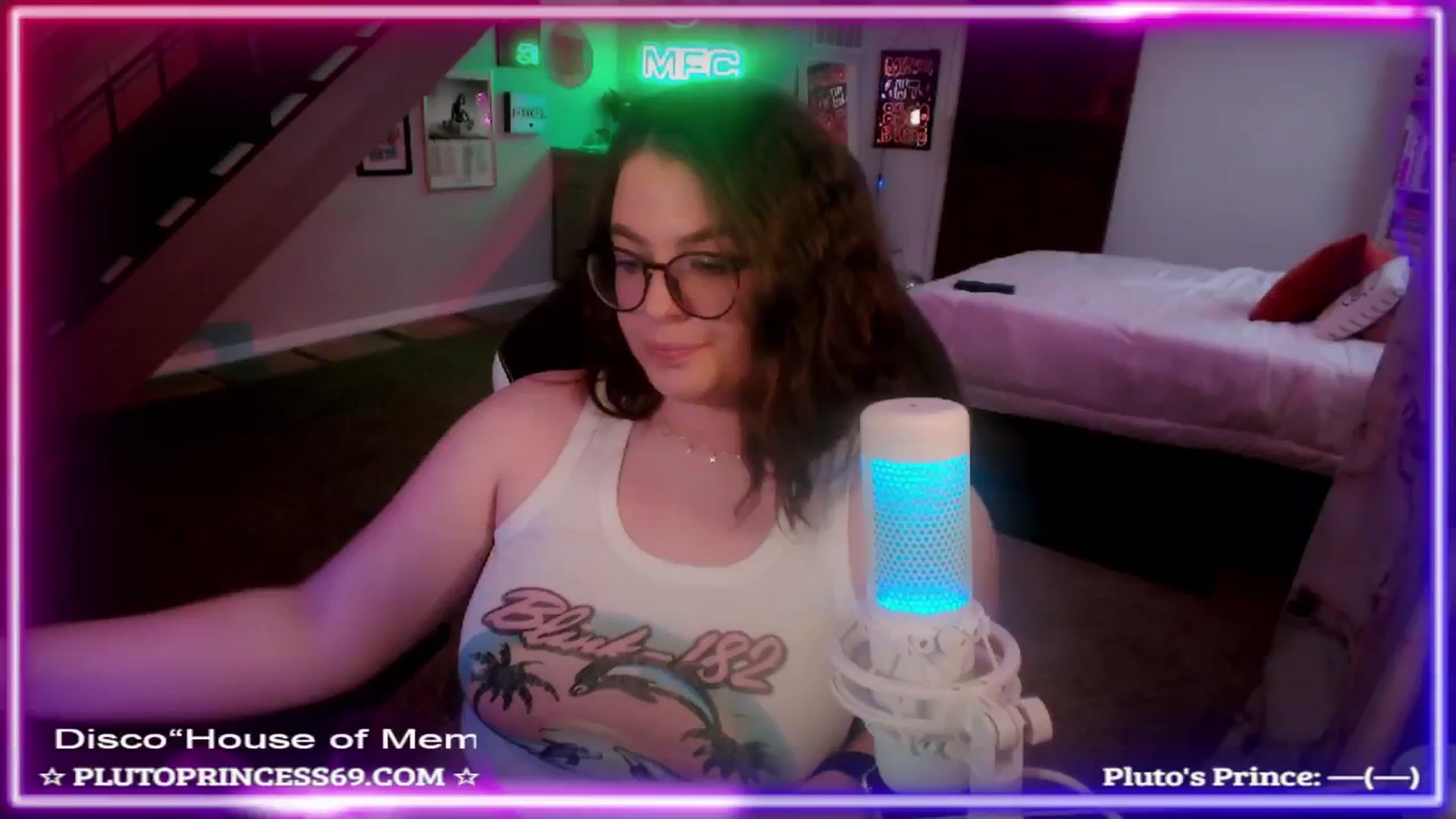 Gallery image thumbnail from PlutoPrincess's myfreecams stream on, 11/24/2024, 07:16 image 9 of 20