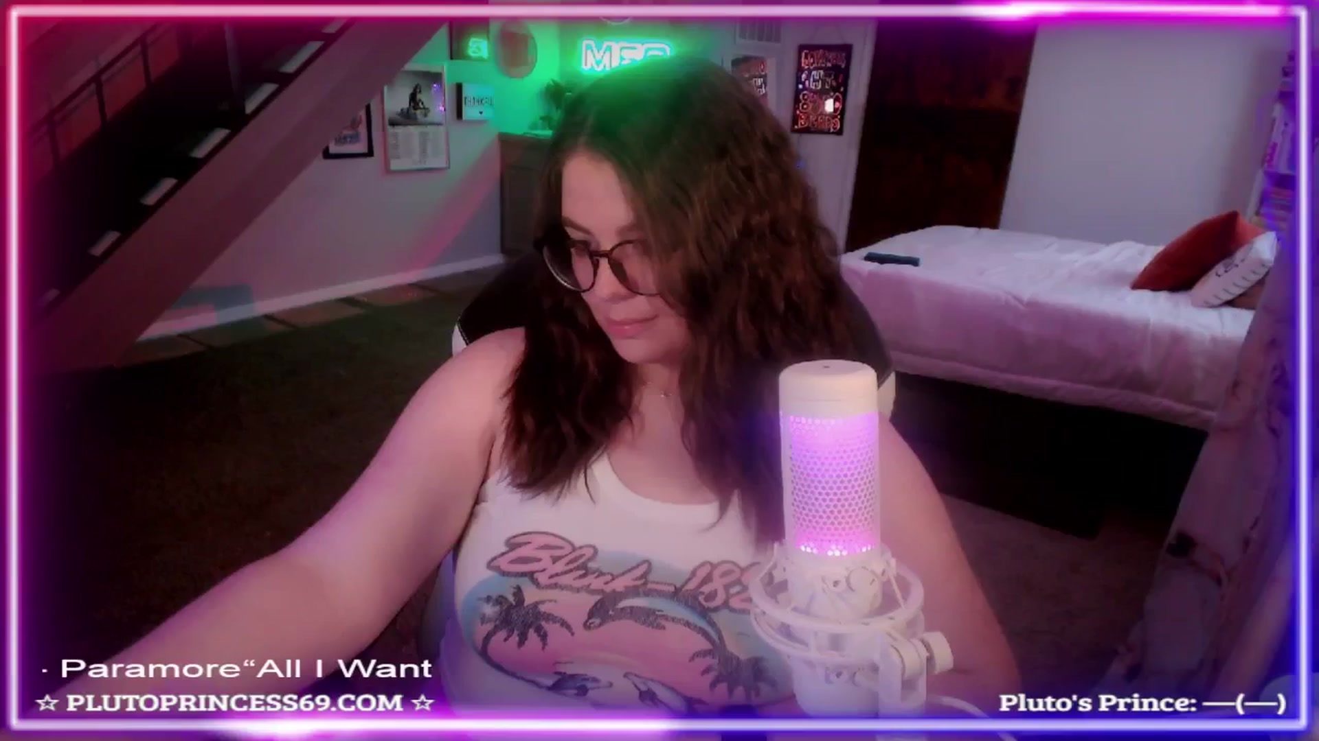 Gallery image thumbnail from PlutoPrincess's myfreecams stream on, 11/24/2024, 07:16 image 10 of 20