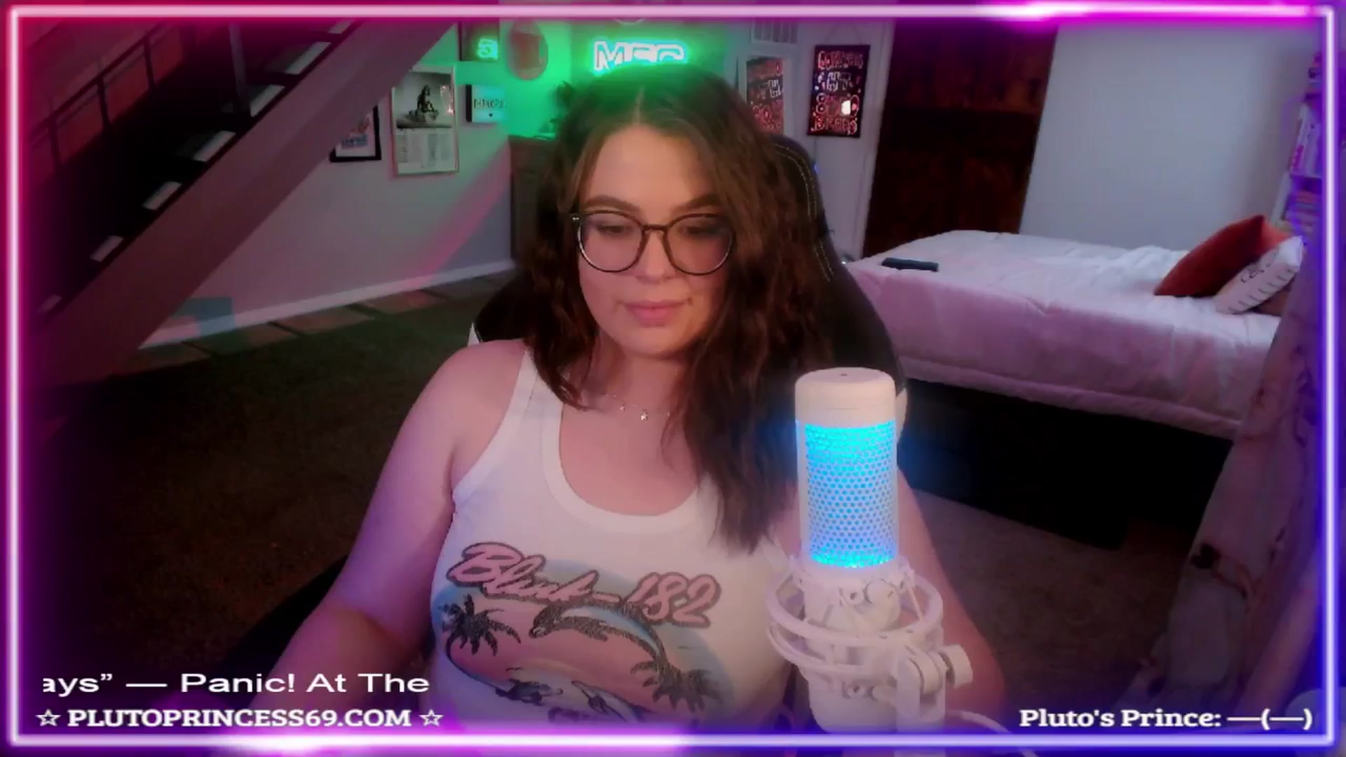 Gallery image thumbnail from PlutoPrincess's myfreecams stream on, 11/24/2024, 07:16 image 7 of 20