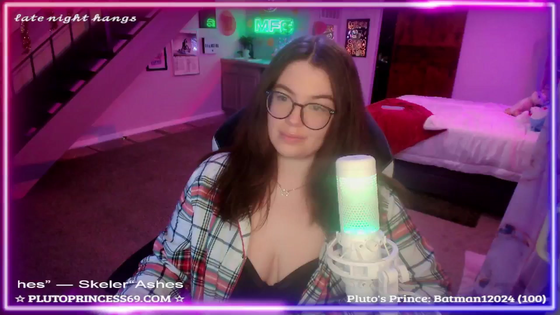 Gallery image thumbnail from PlutoPrincess's myfreecams stream on, 11/30/2024, 11:04 image 13 of 20