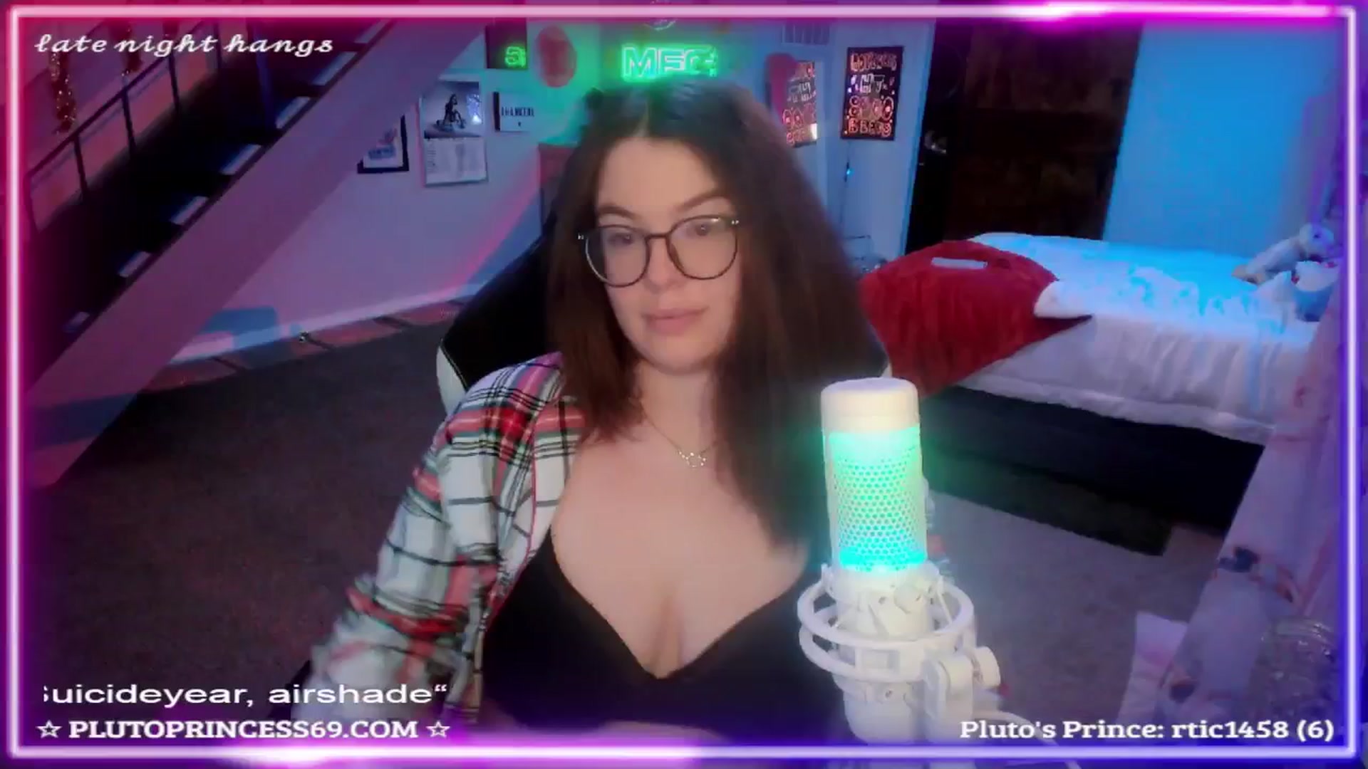 Gallery image thumbnail from PlutoPrincess's myfreecams stream on, 11/30/2024, 11:04 image 9 of 20