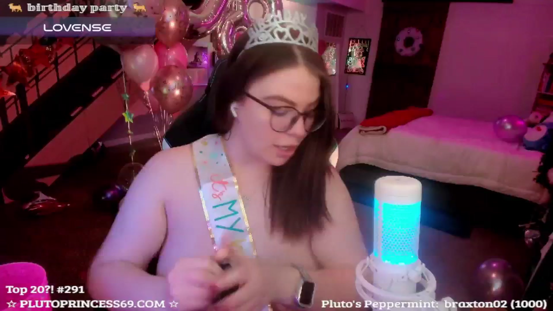 Gallery image thumbnail from PlutoPrincess's myfreecams stream on, 12/08/2024, 10:05 image 5 of 20