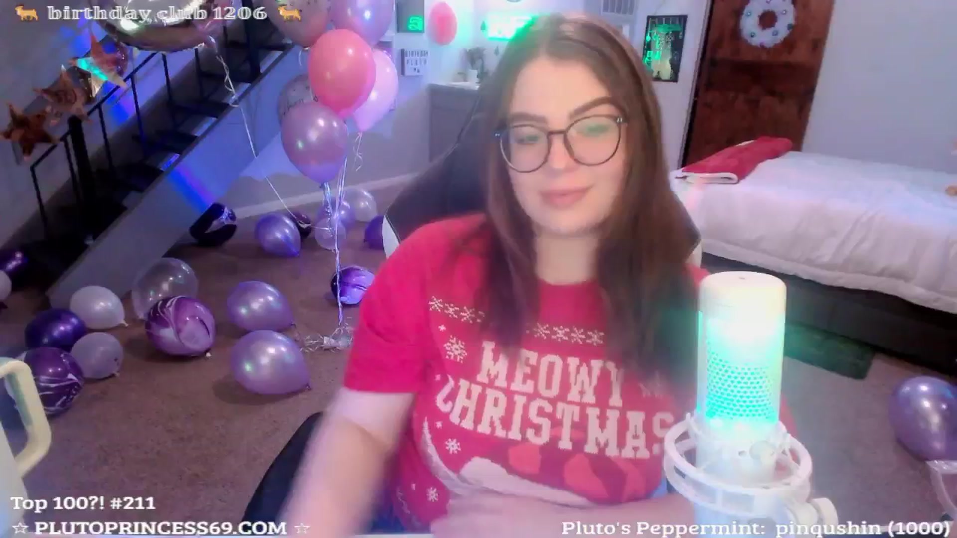 Gallery image thumbnail from PlutoPrincess's myfreecams stream on, 12/10/2024, 05:50 image 17 of 20