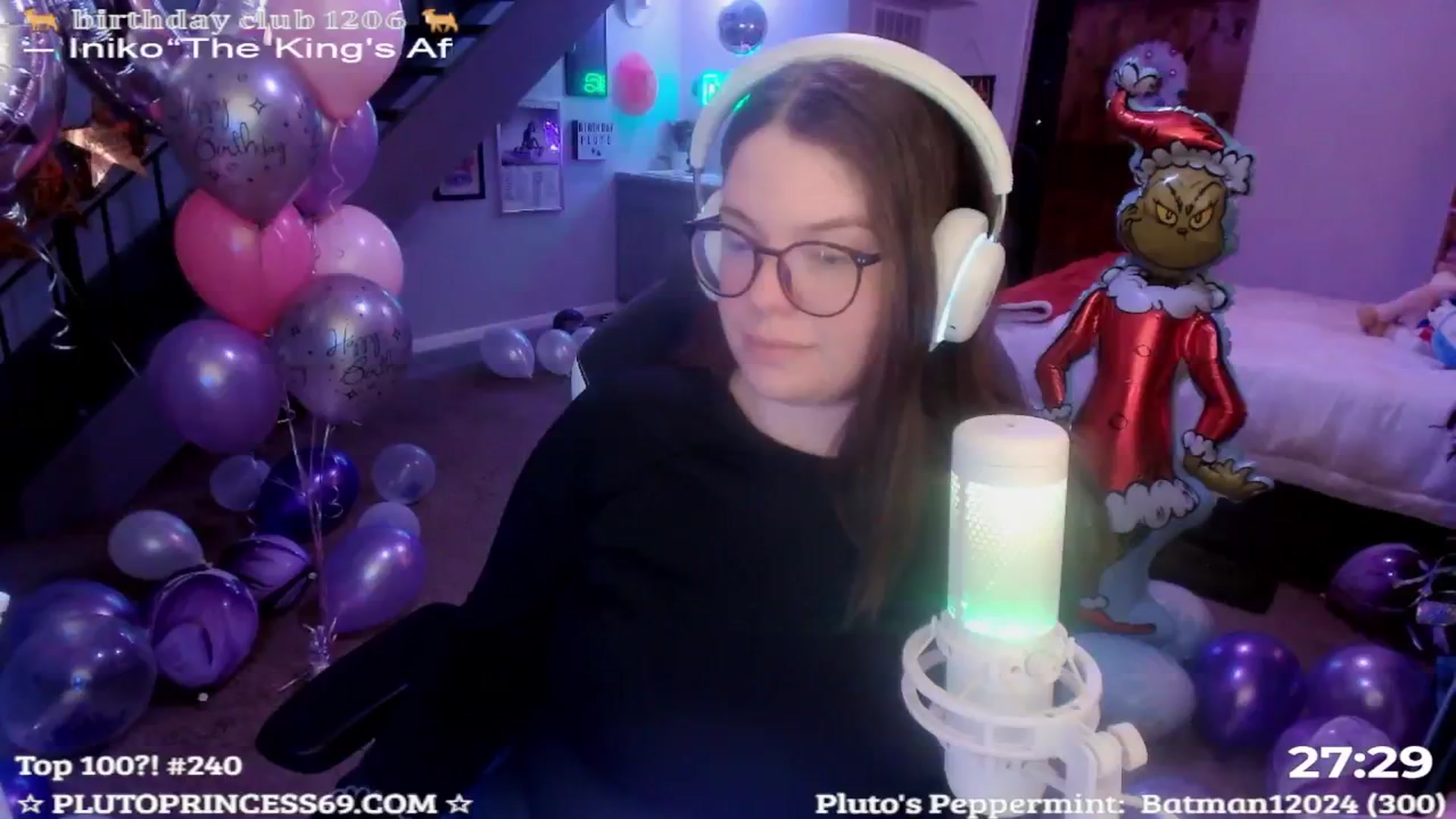 Gallery image thumbnail from PlutoPrincess's myfreecams stream on, 12/11/2024, 07:19 image 9 of 20