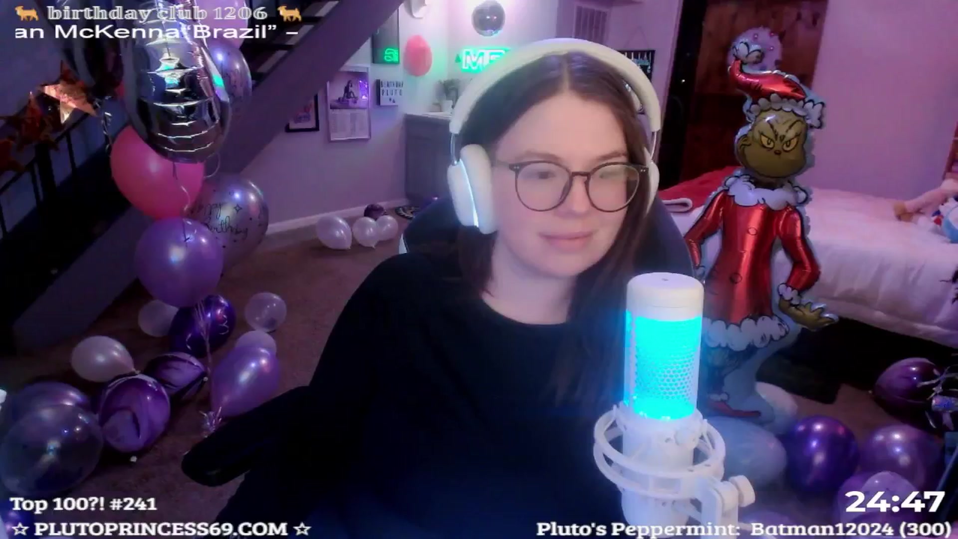 Gallery image thumbnail from PlutoPrincess's myfreecams stream on, 12/11/2024, 07:19 image 10 of 20