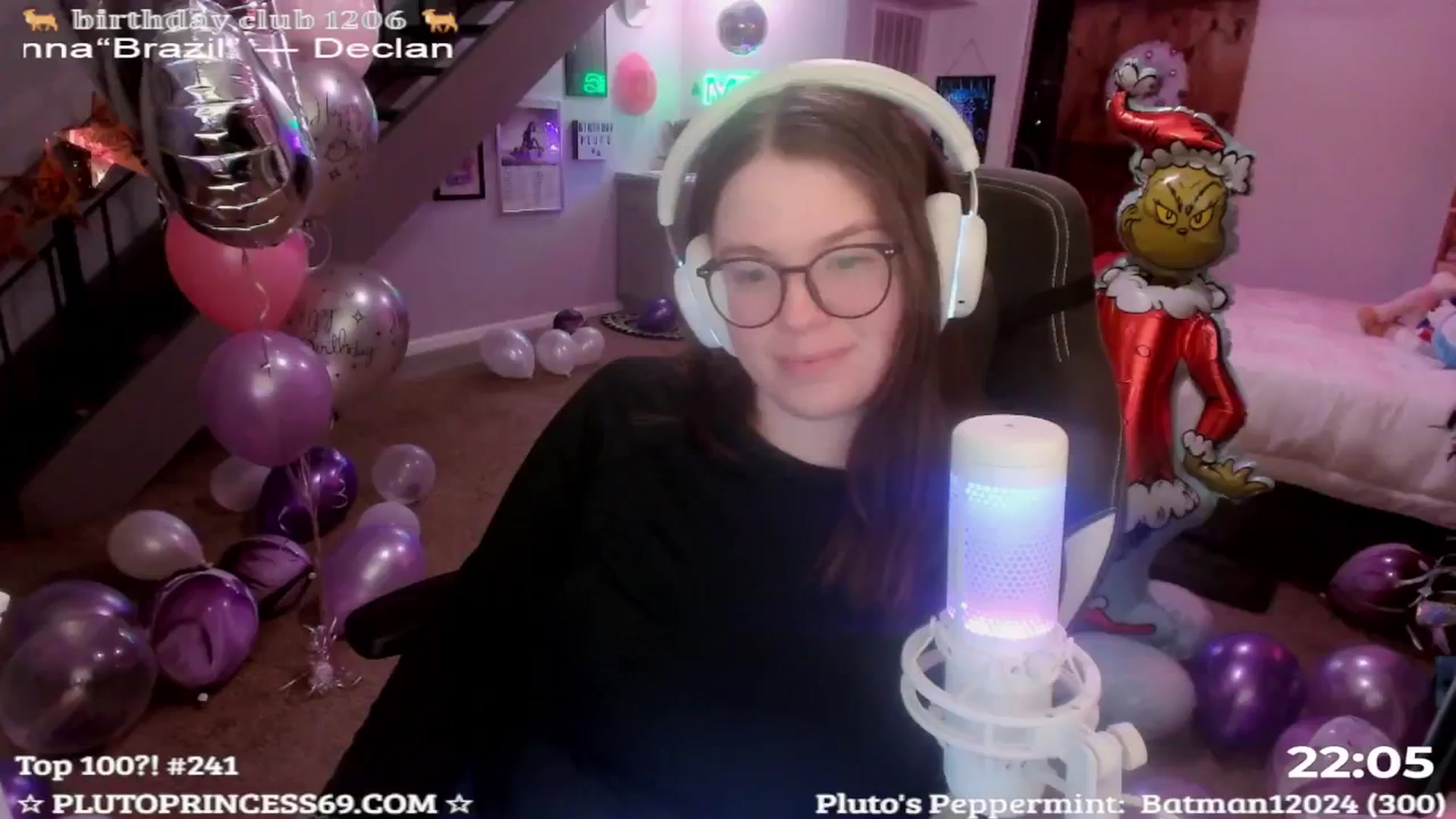Gallery image thumbnail from PlutoPrincess's myfreecams stream on, 12/11/2024, 07:19 image 11 of 20