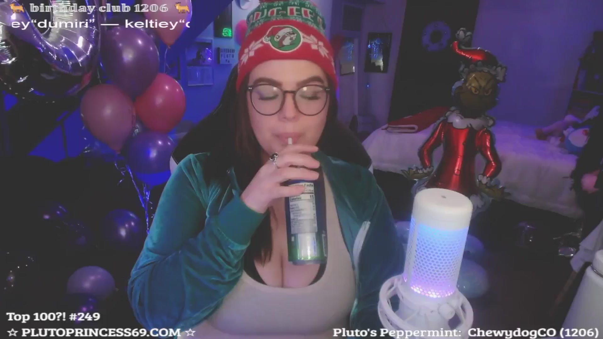 Gallery image thumbnail from PlutoPrincess's myfreecams stream on, 12/13/2024, 07:10 image 12 of 20