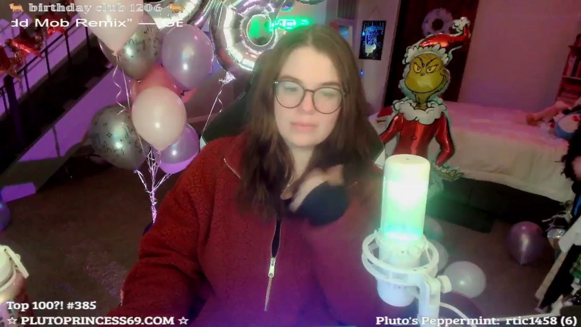 Gallery image thumbnail from PlutoPrincess's myfreecams stream on, 12/17/2024, 08:31 image 6 of 20