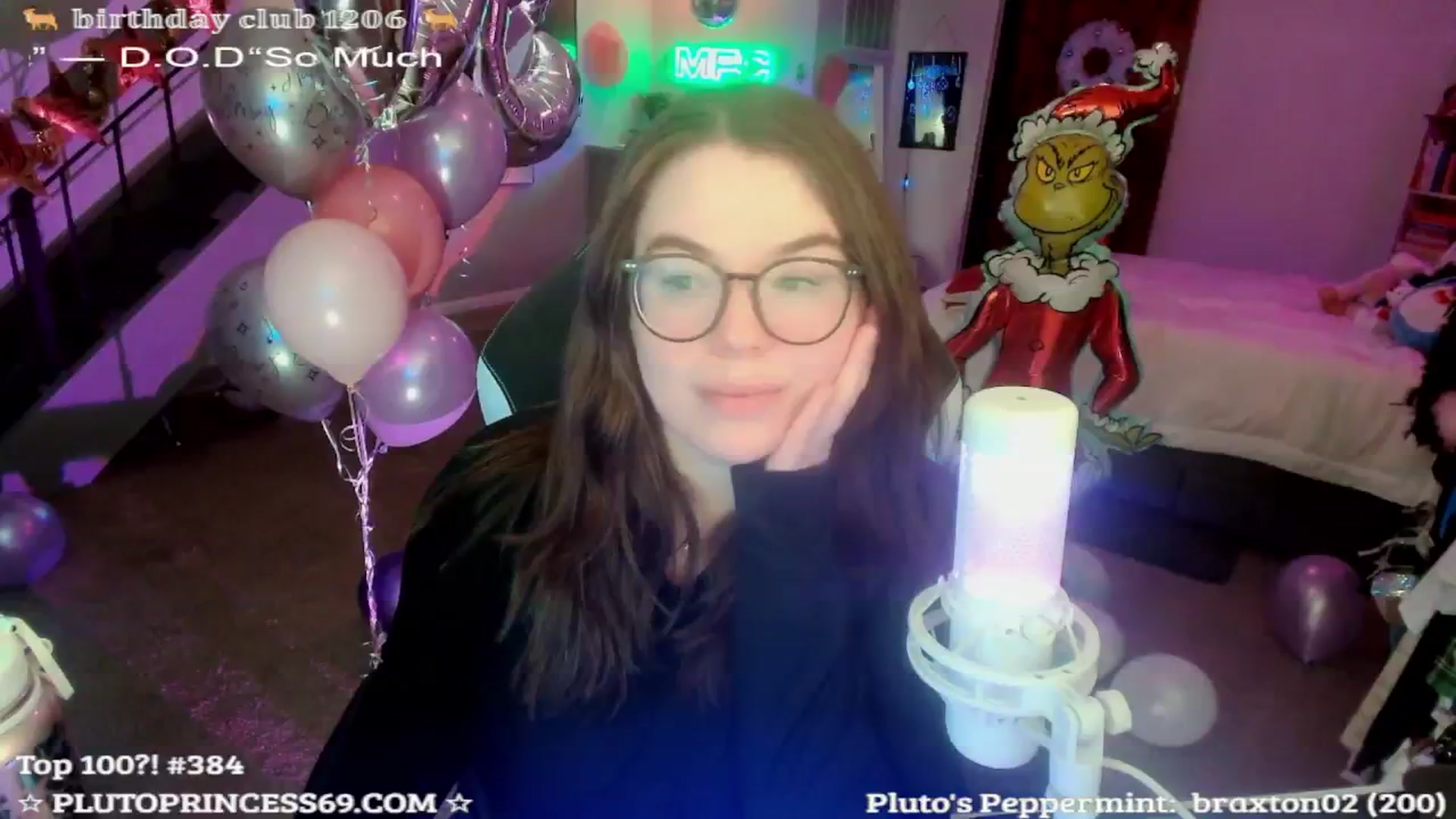 Gallery image thumbnail from PlutoPrincess's myfreecams stream on, 12/17/2024, 08:31 image 11 of 20